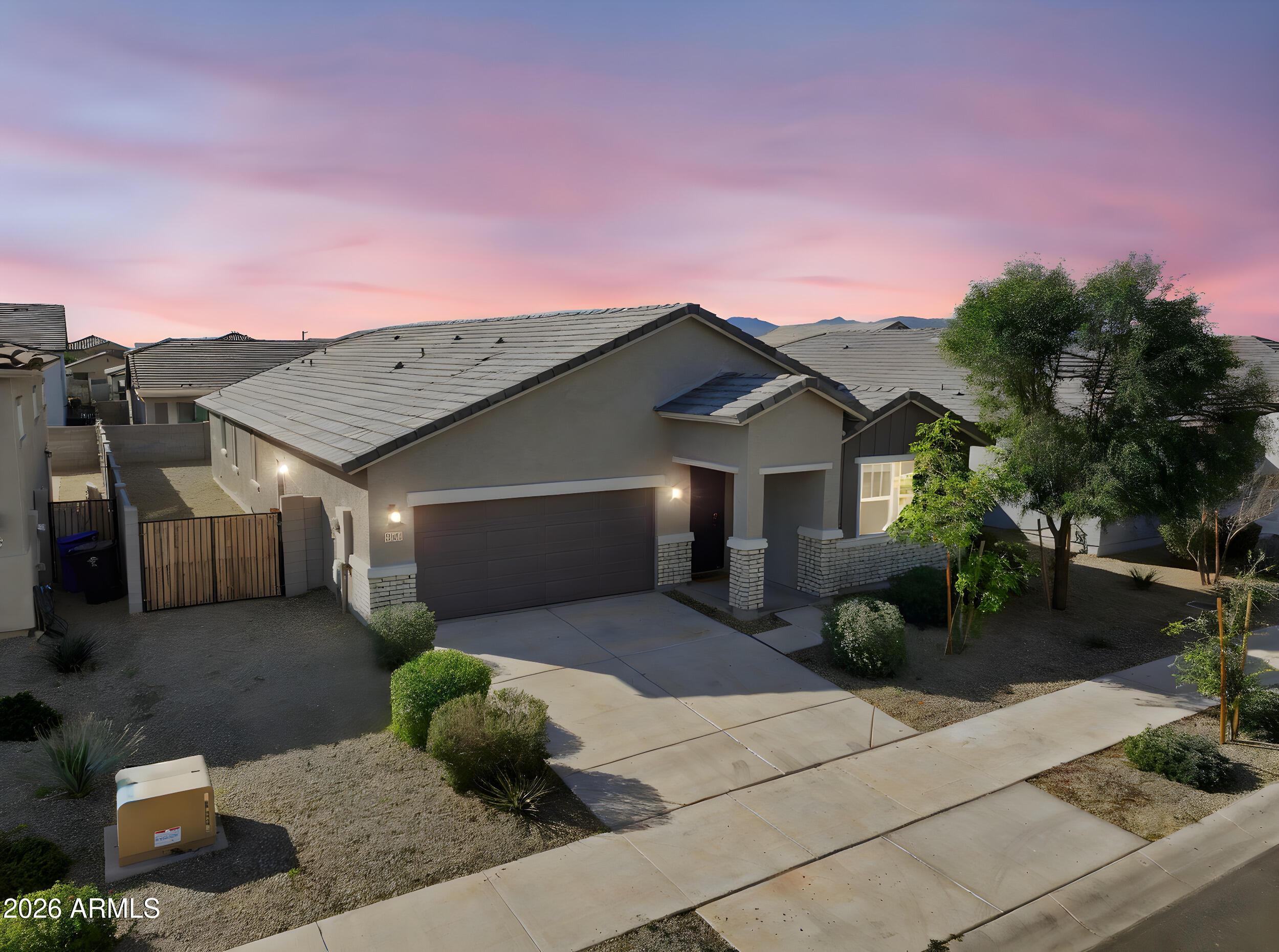 W Villa Hermosa Ln, Surprise, AZ 85387