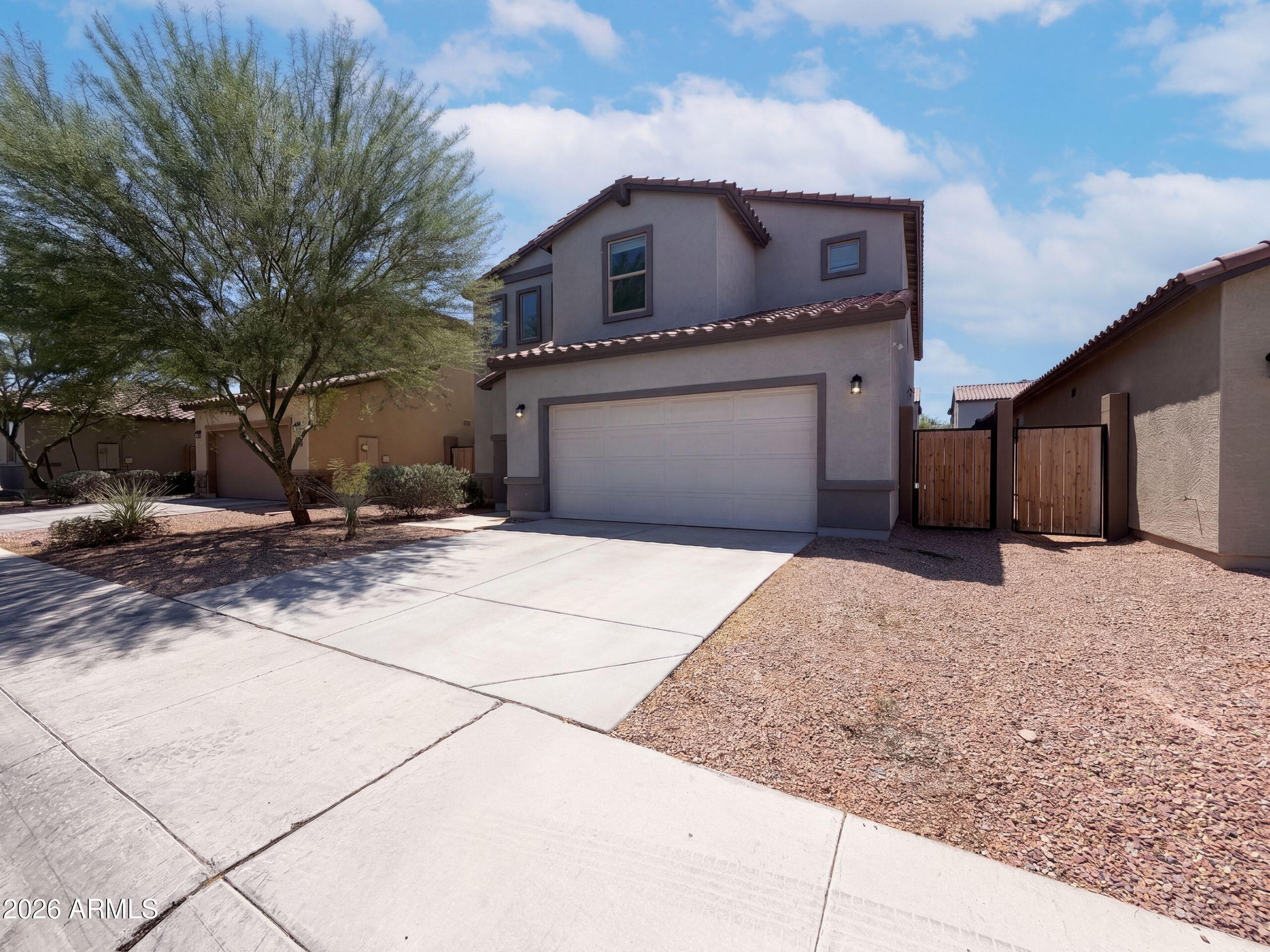 W Dunbar Dr, Phoenix, AZ 85041