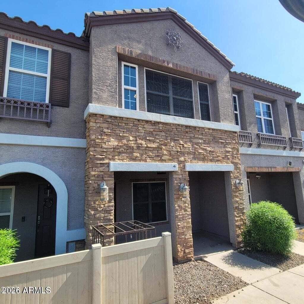 E Huntington Dr, Phoenix, AZ 85040