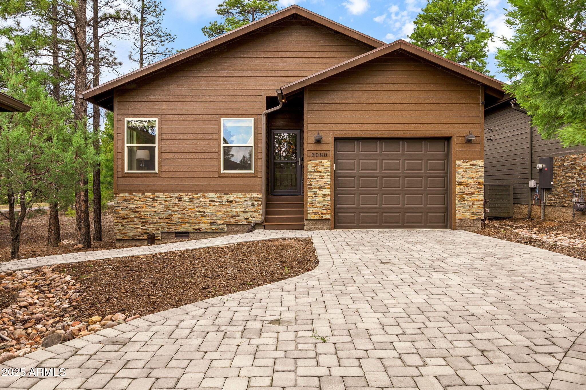 W Black Oak Loop, Show Low, AZ 85901