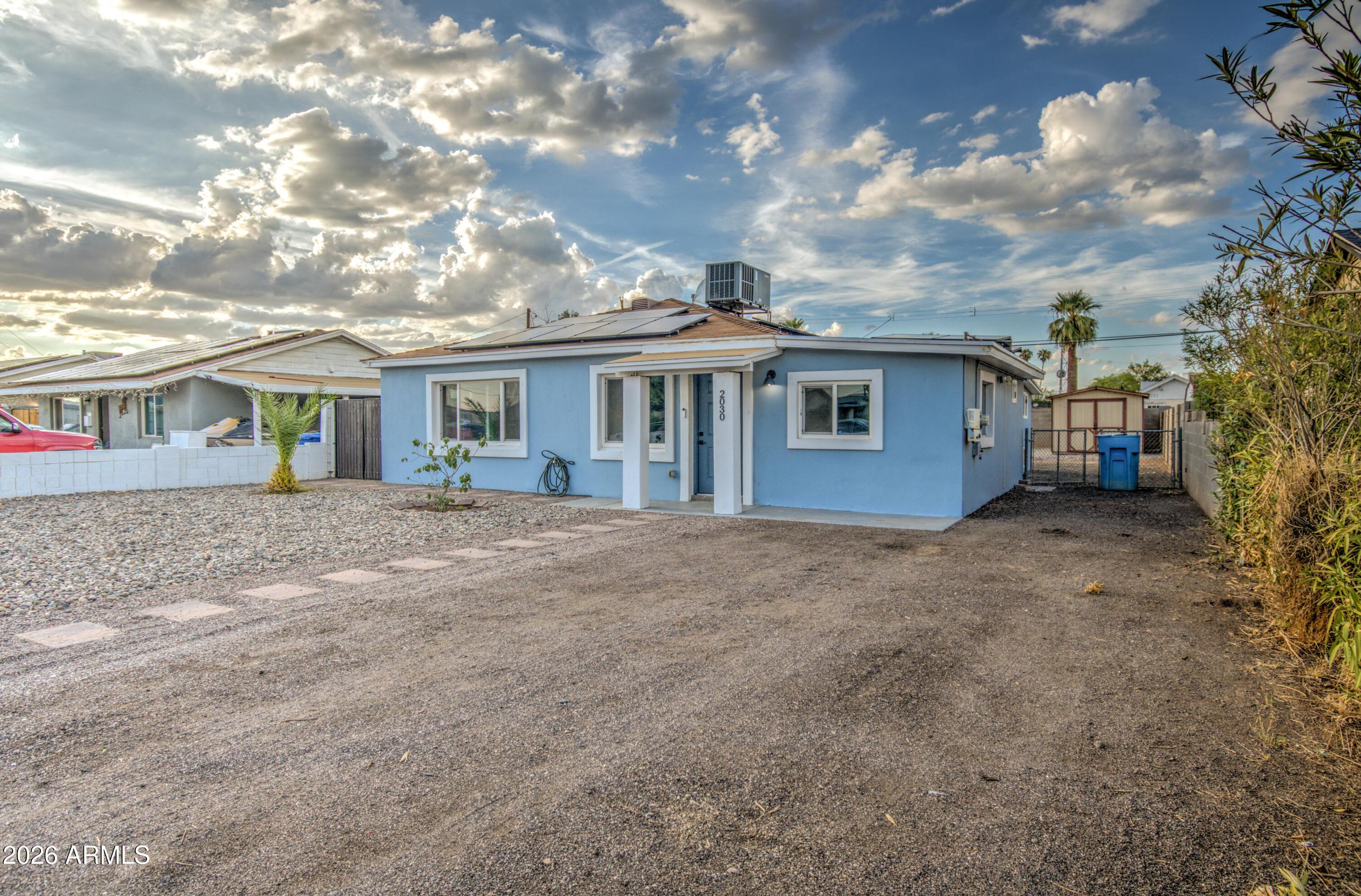 W Monte Vista Rd, Phoenix, AZ 85009