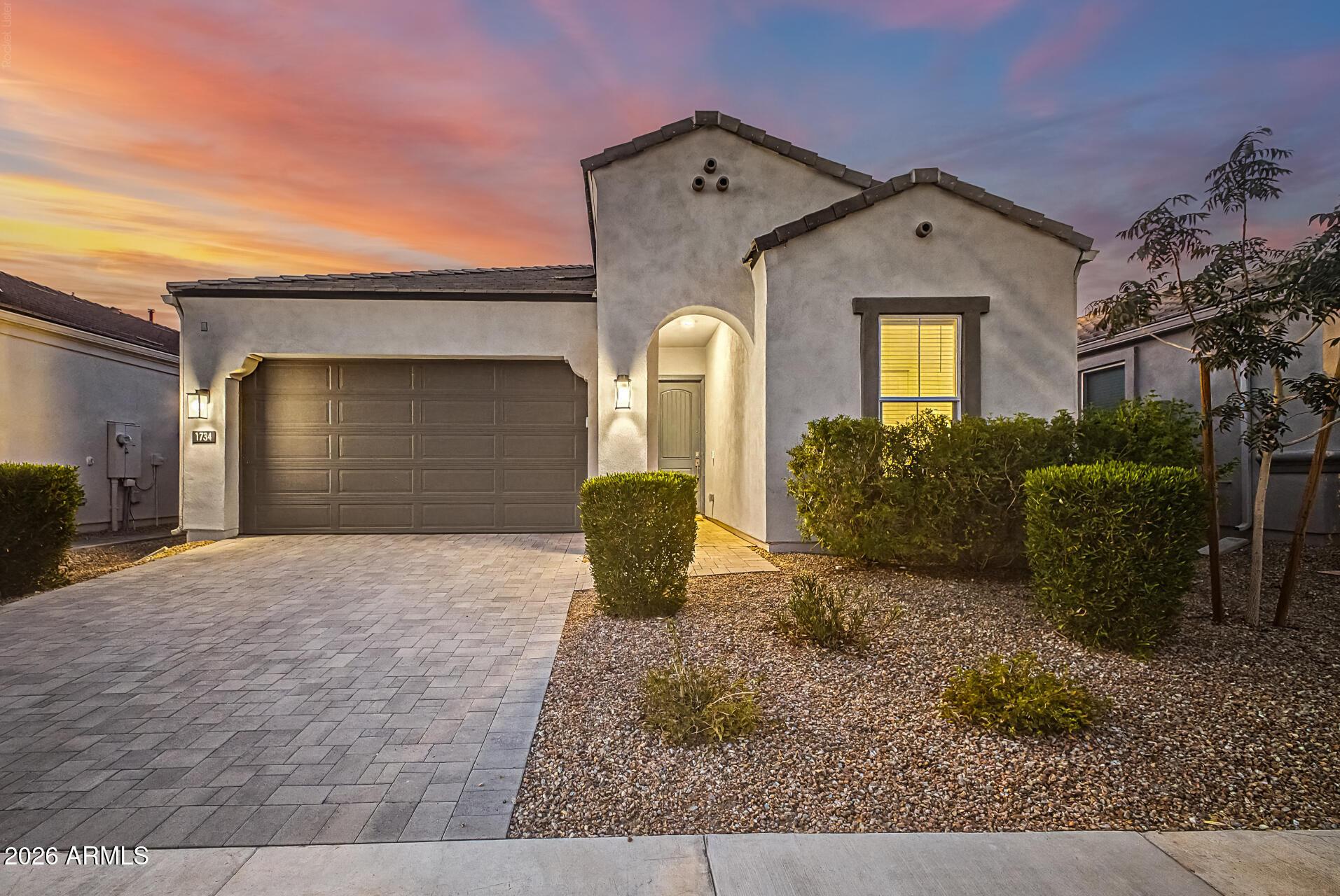 E Questa Dr, Phoenix, AZ 85024