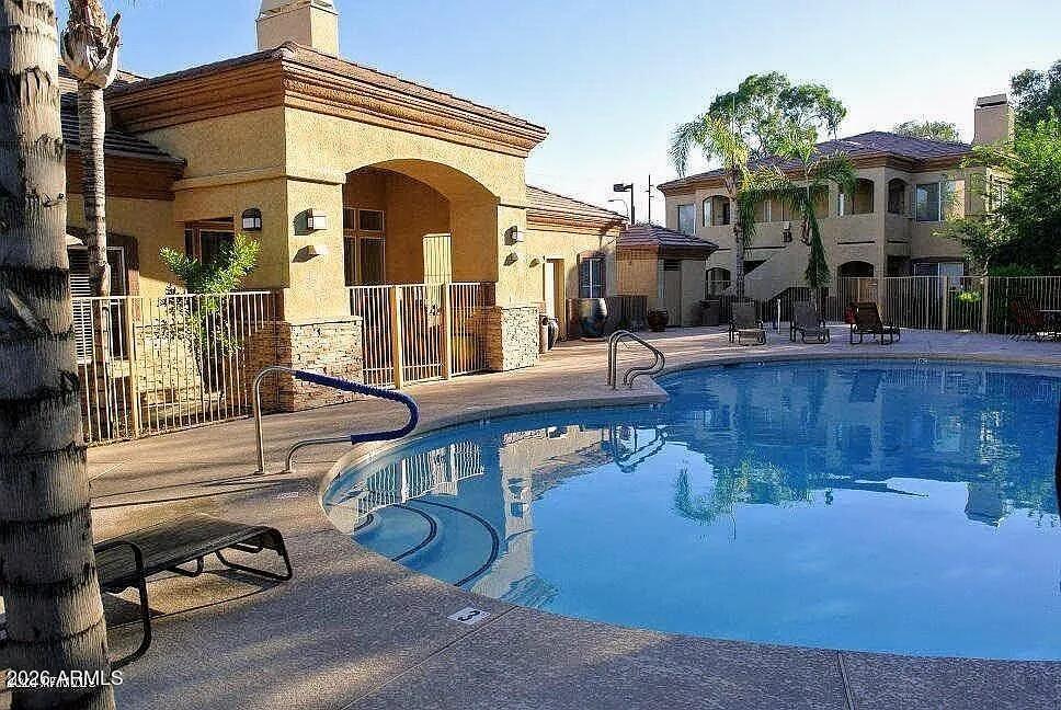 E Broadway Rd, Tempe, AZ 85282