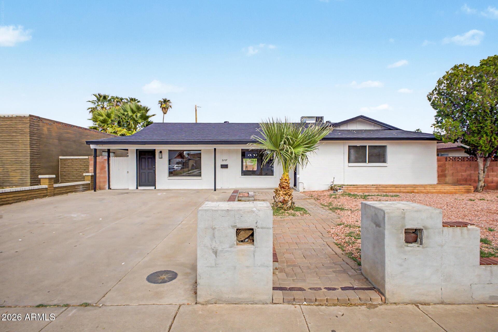 N 39th Dr, Phoenix, AZ 85019