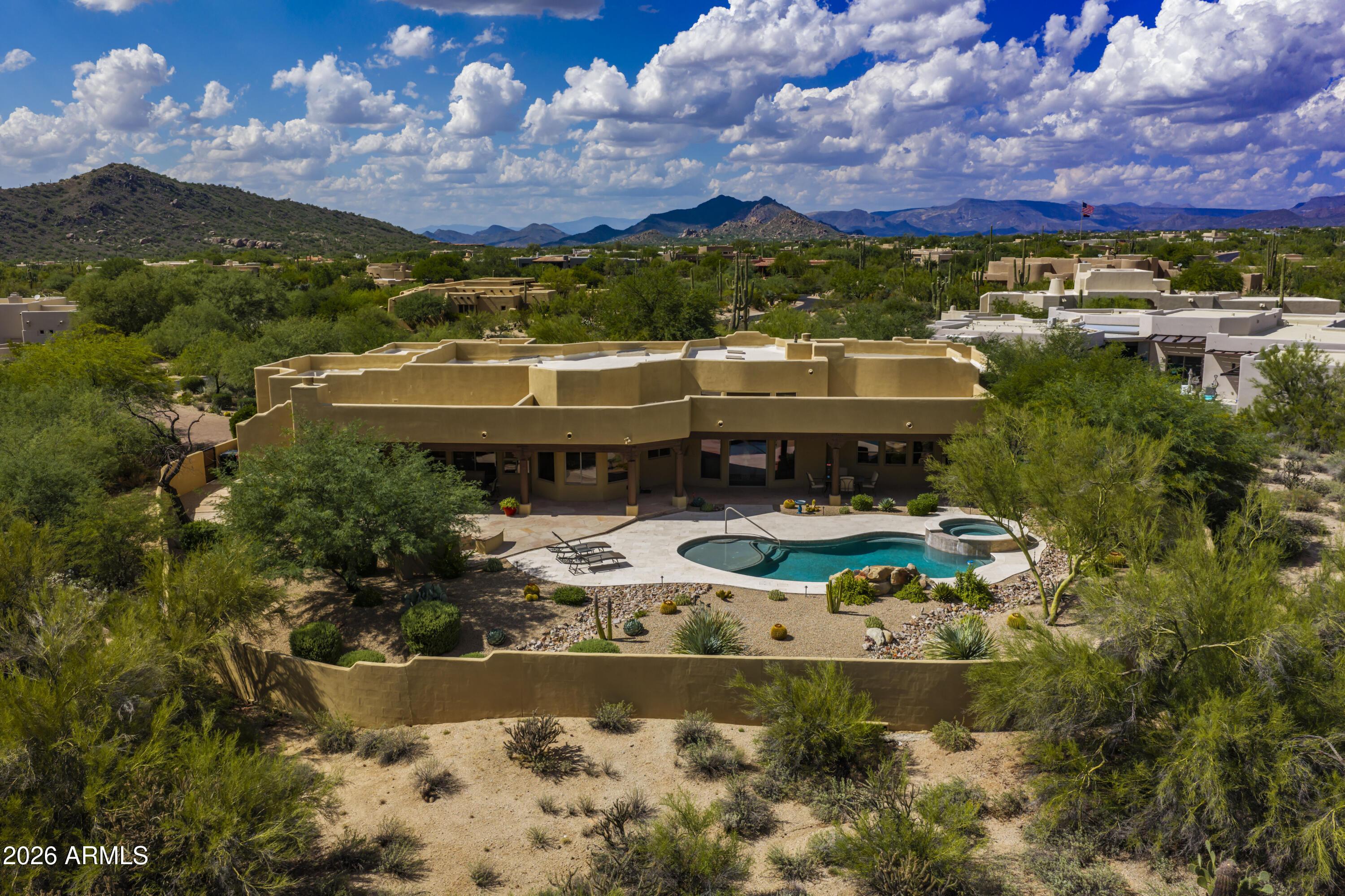 E Dixileta Dr, Scottsdale, AZ 85266