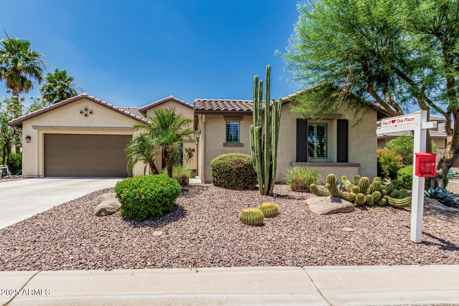 N Arrowhead Dr, Eloy, AZ 85131