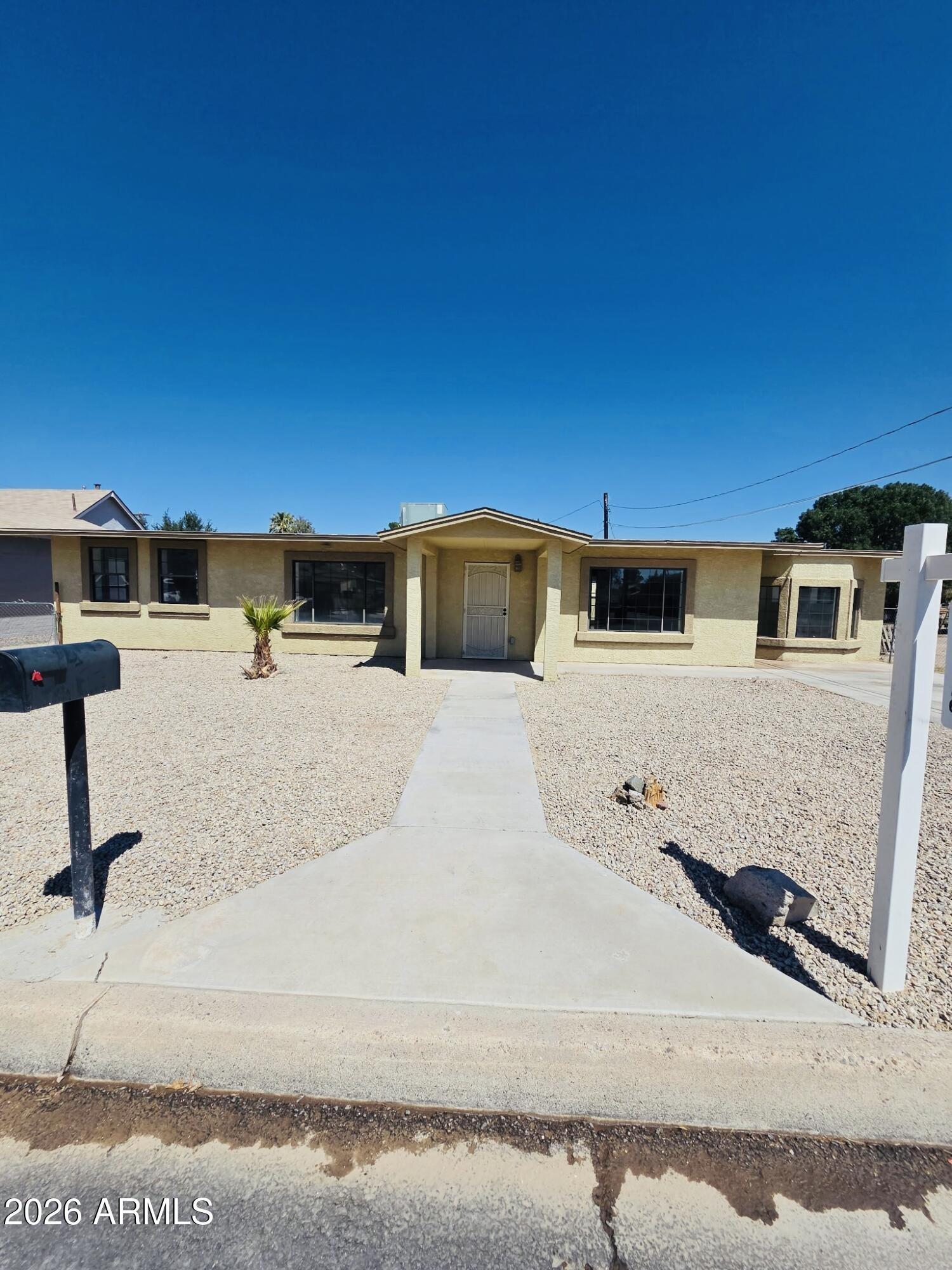 W 13th St, Safford, AZ 85546