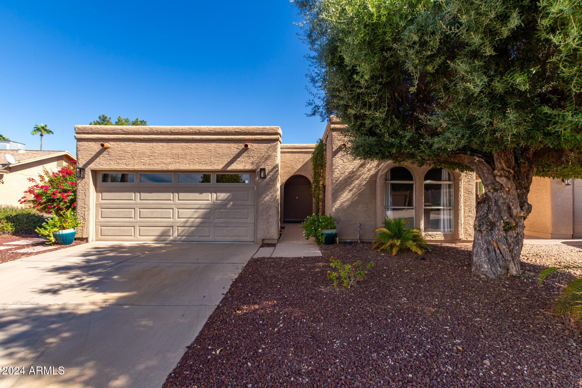 S Sedona Dr, Sun Lakes, AZ 85248