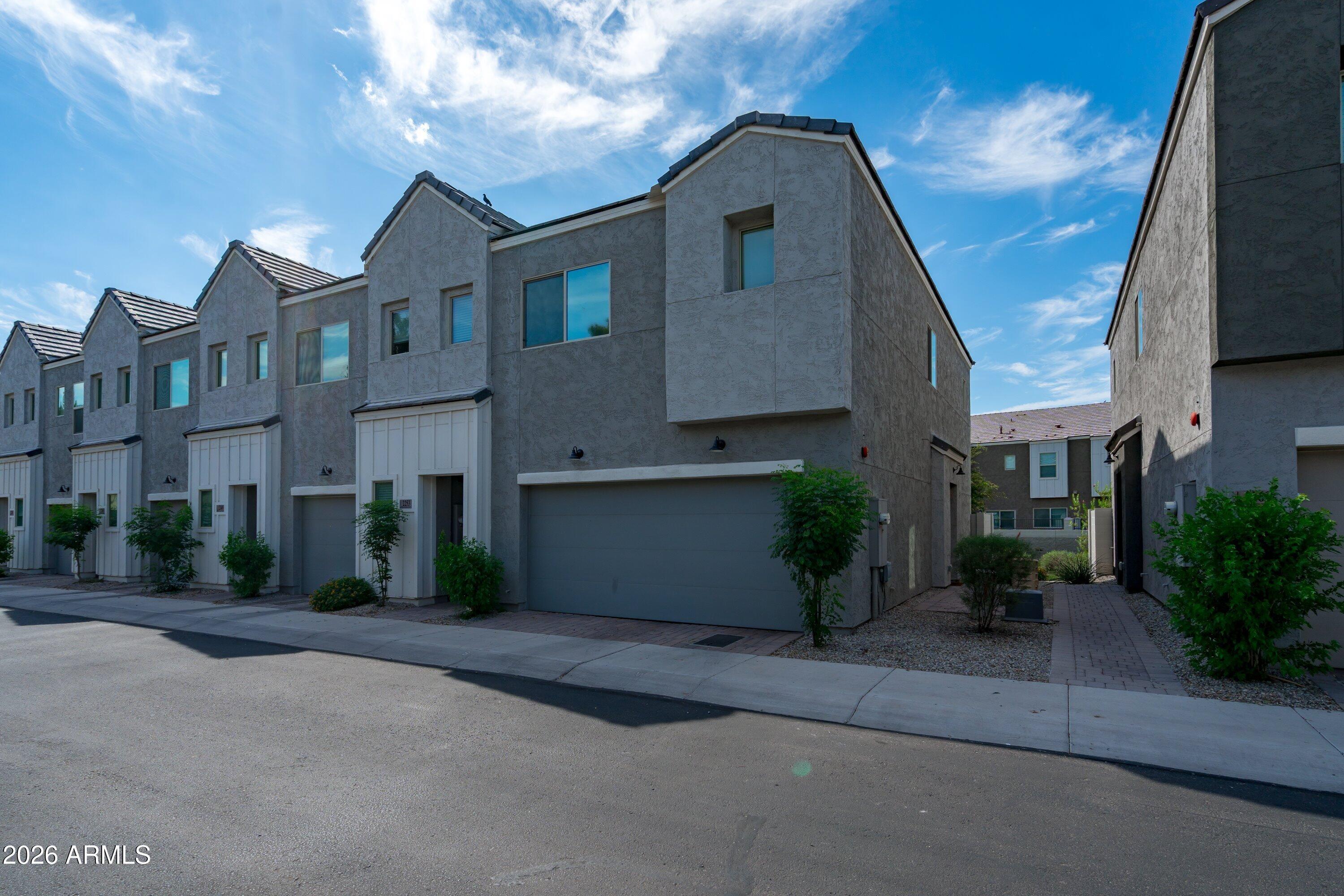 W Echo Ln, Phoenix, AZ 85021