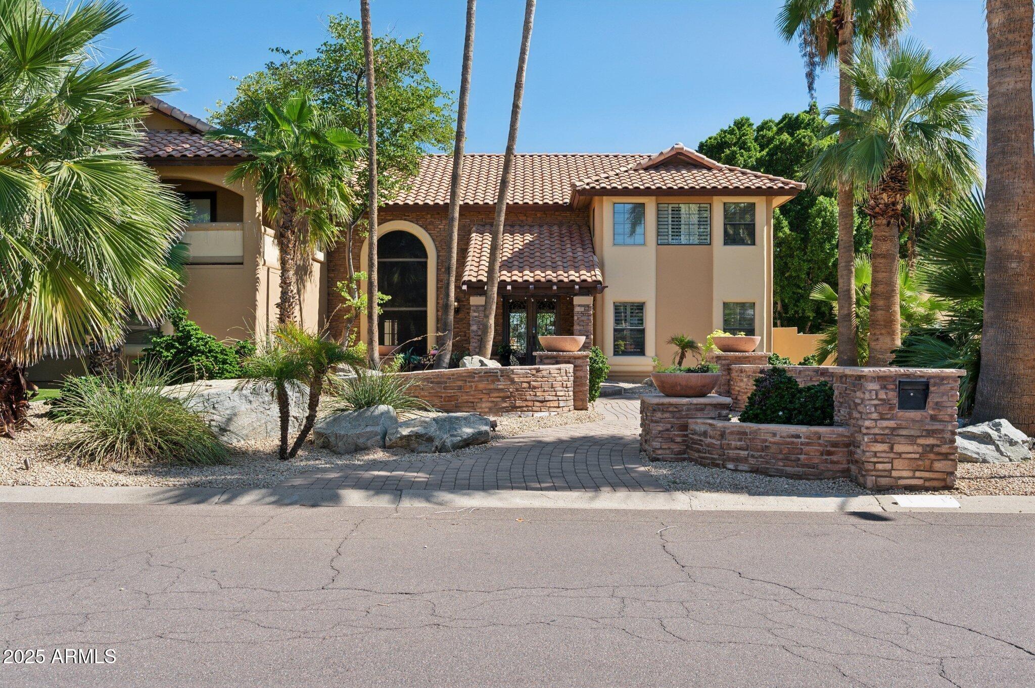 S Blackfoot Dr, Phoenix, AZ 85044