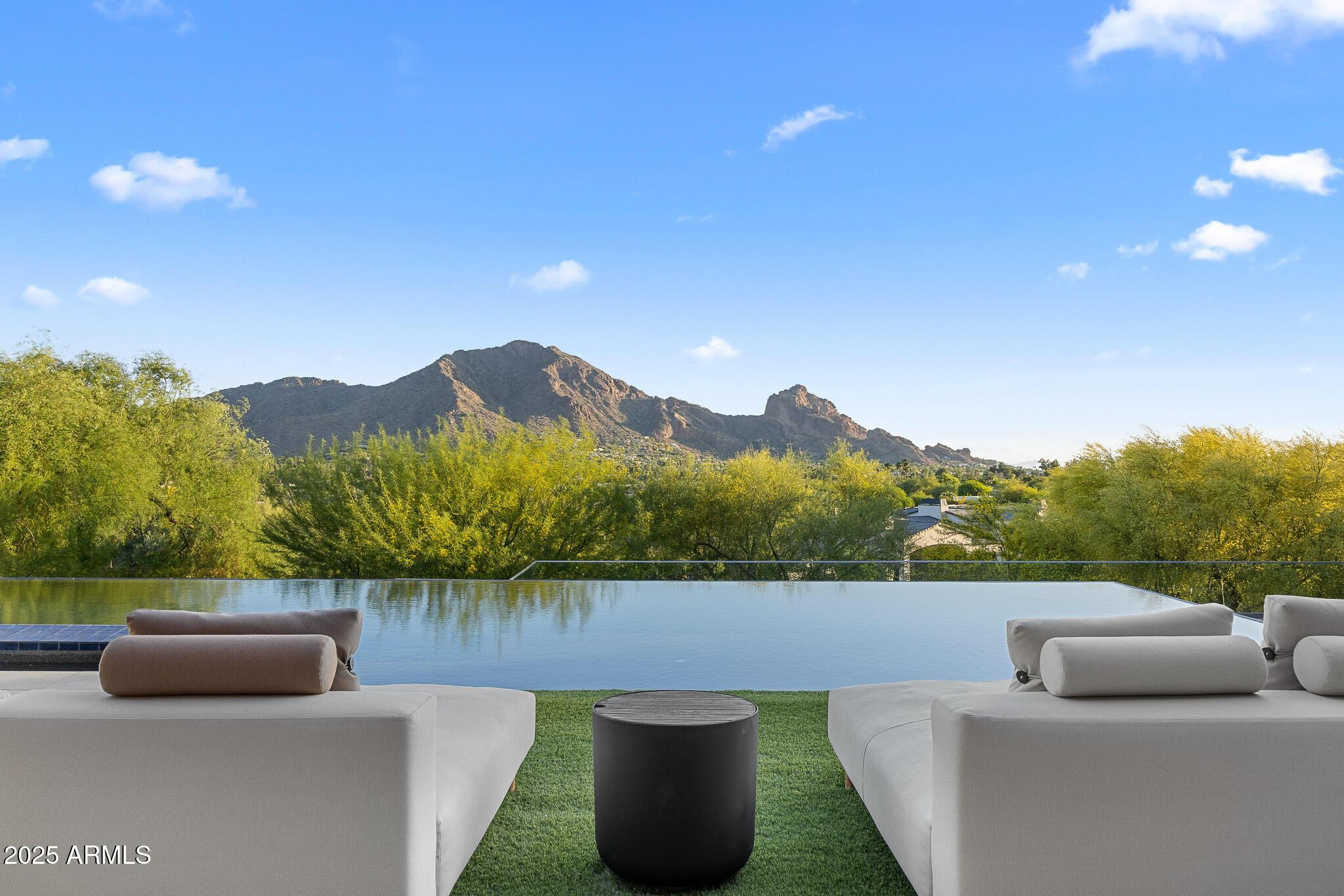 E Indian Bend Rd, Paradise Valley, AZ 85253