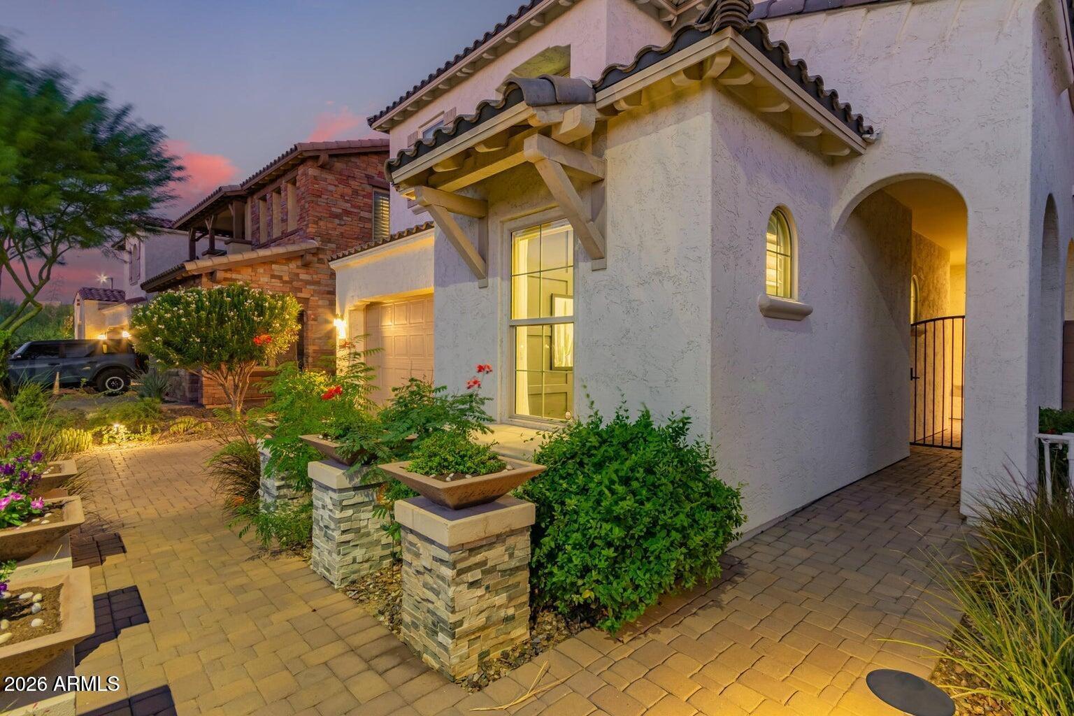 E Bryce Ln, Phoenix, AZ 85050