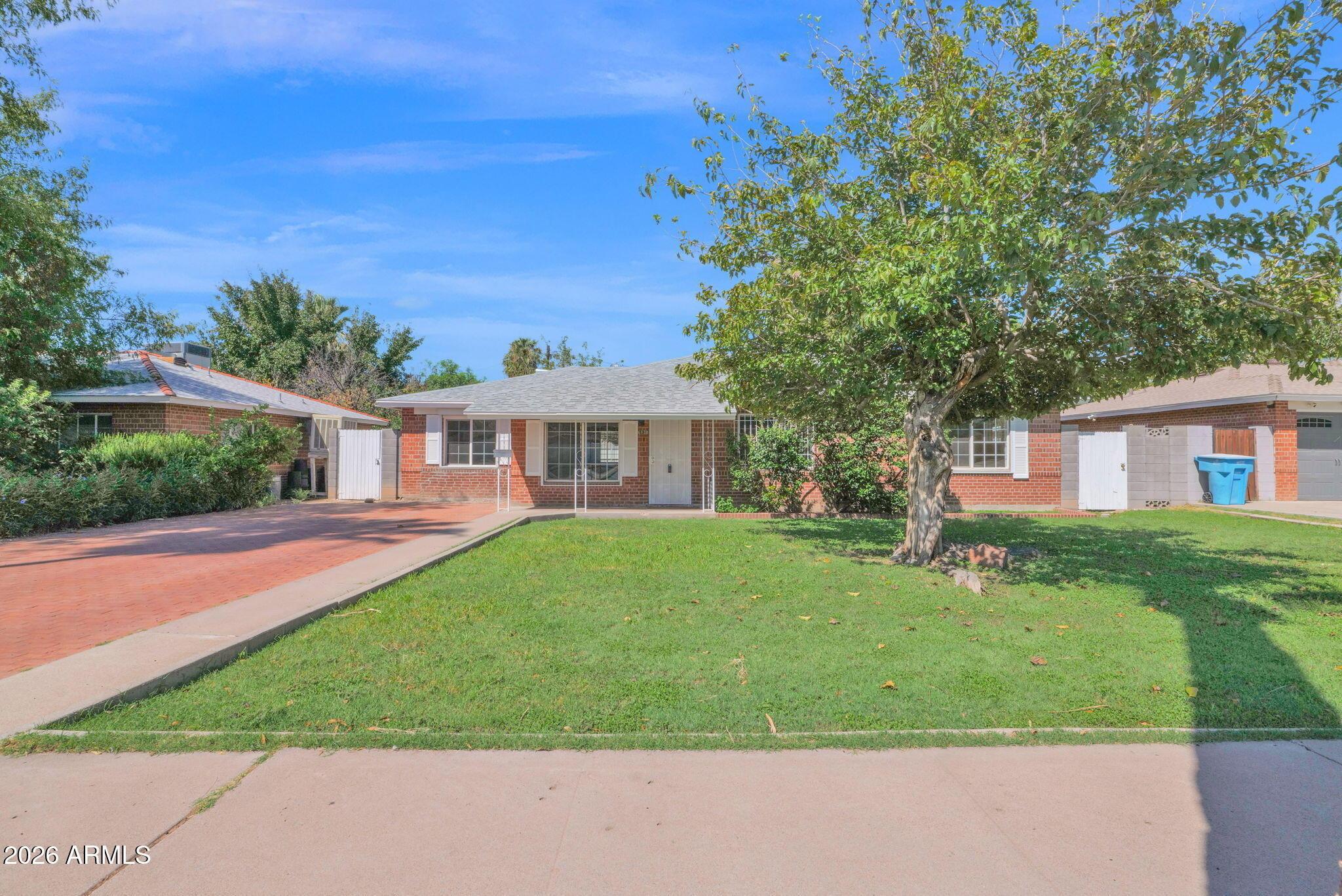 N 15th Ave, Phoenix, AZ 85015