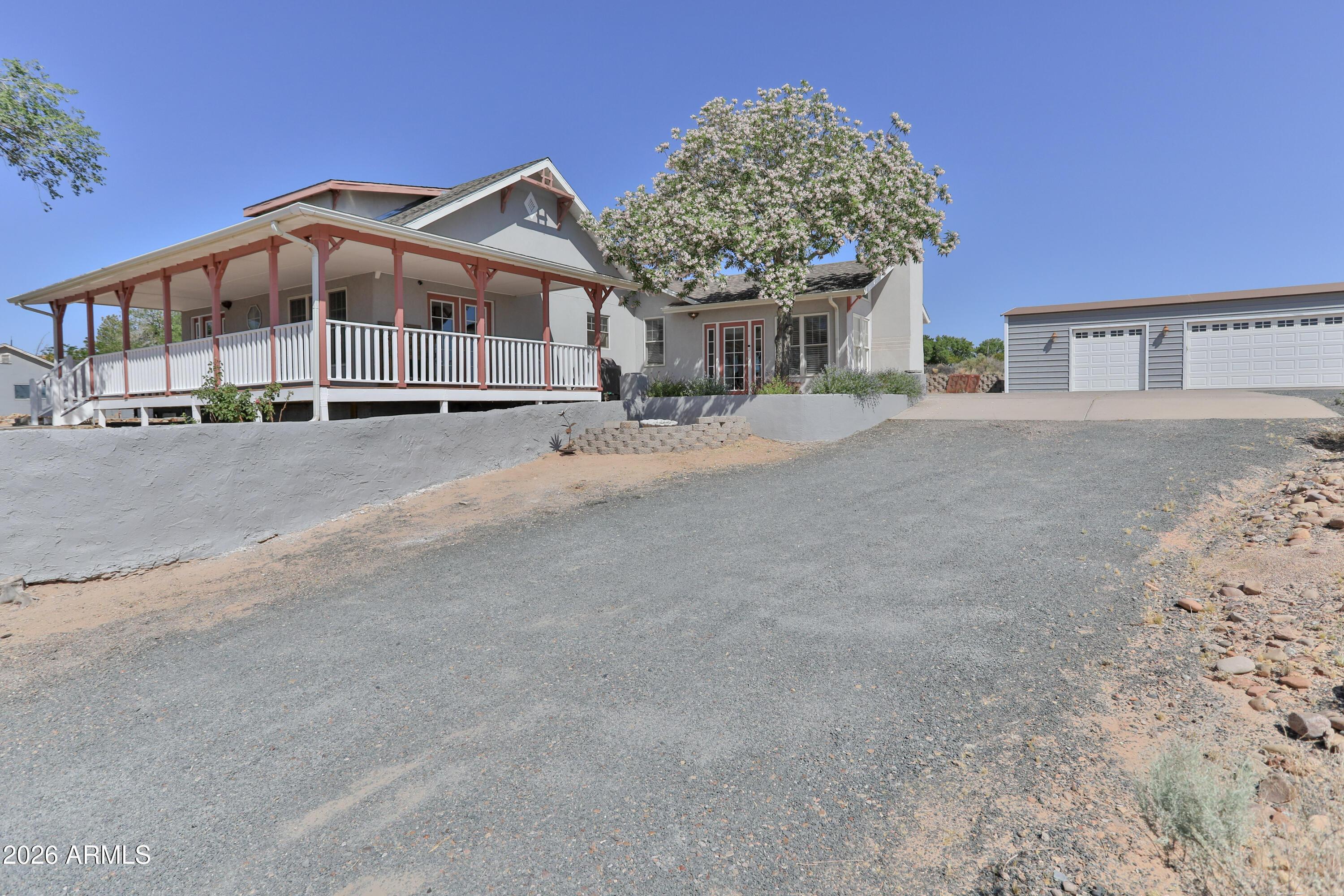 Crestview Rd, Holbrook, AZ 86025