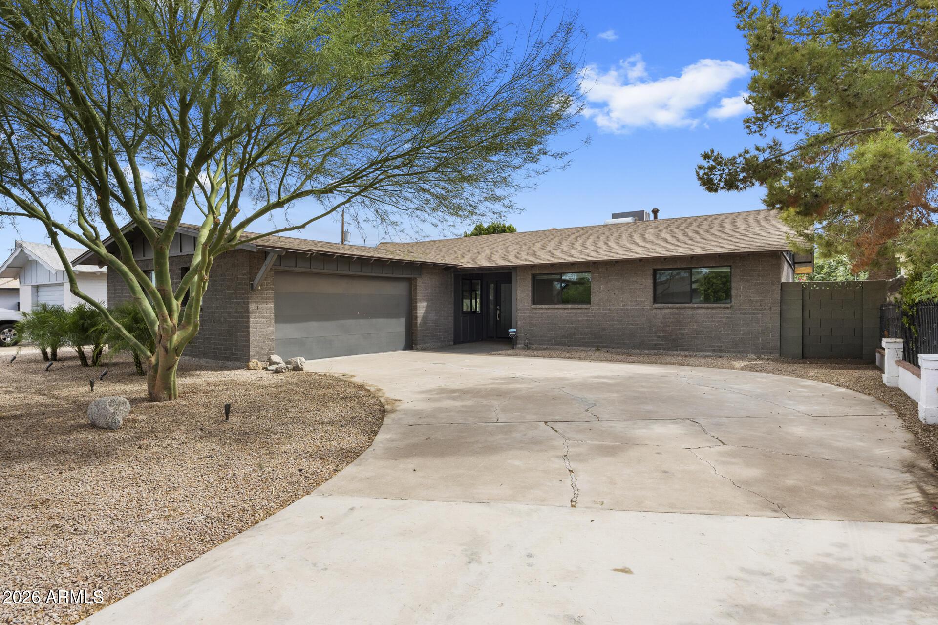 E Starlight Way, Scottsdale, AZ 85250