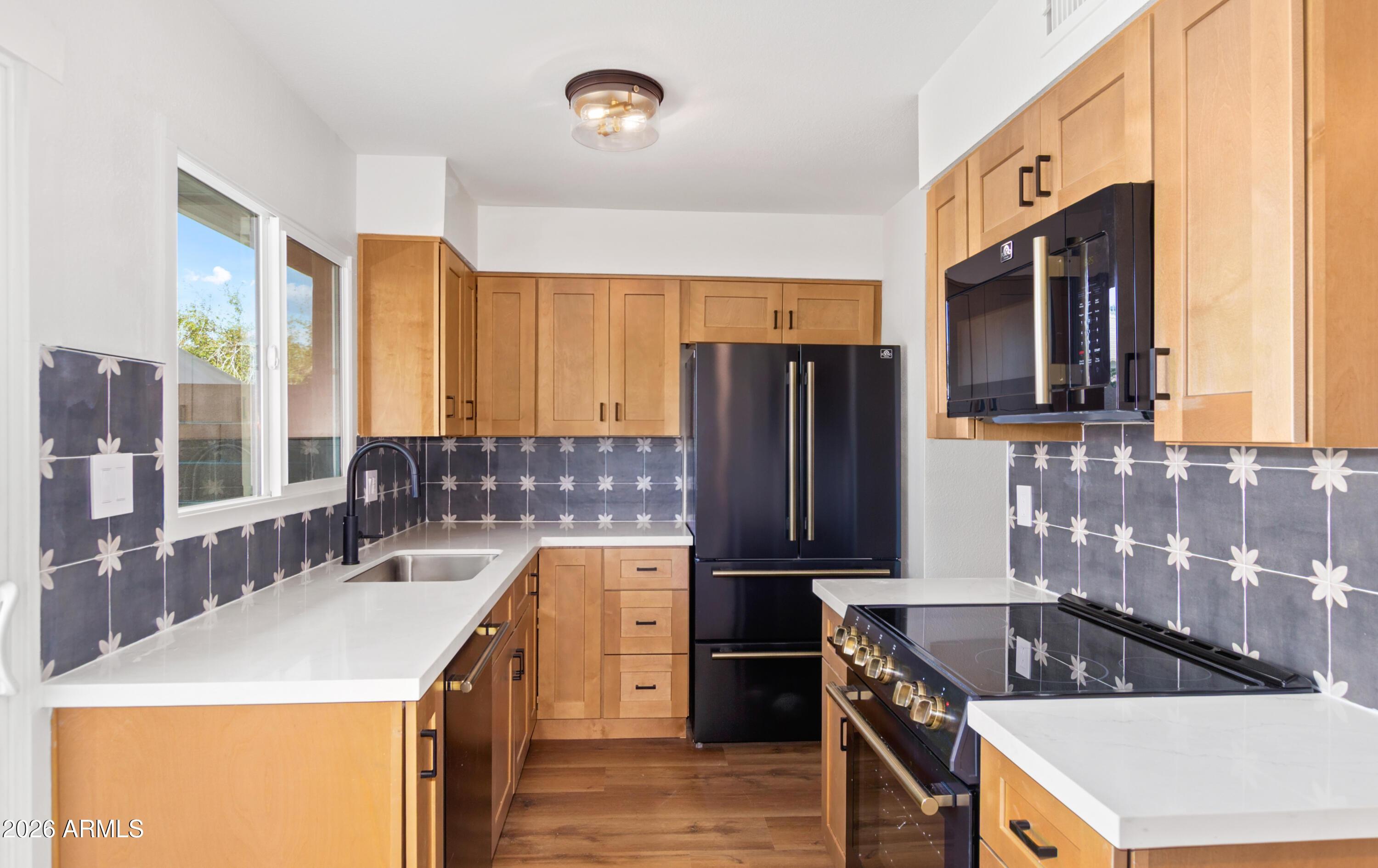 E Redmon Dr, Tempe, AZ 85283