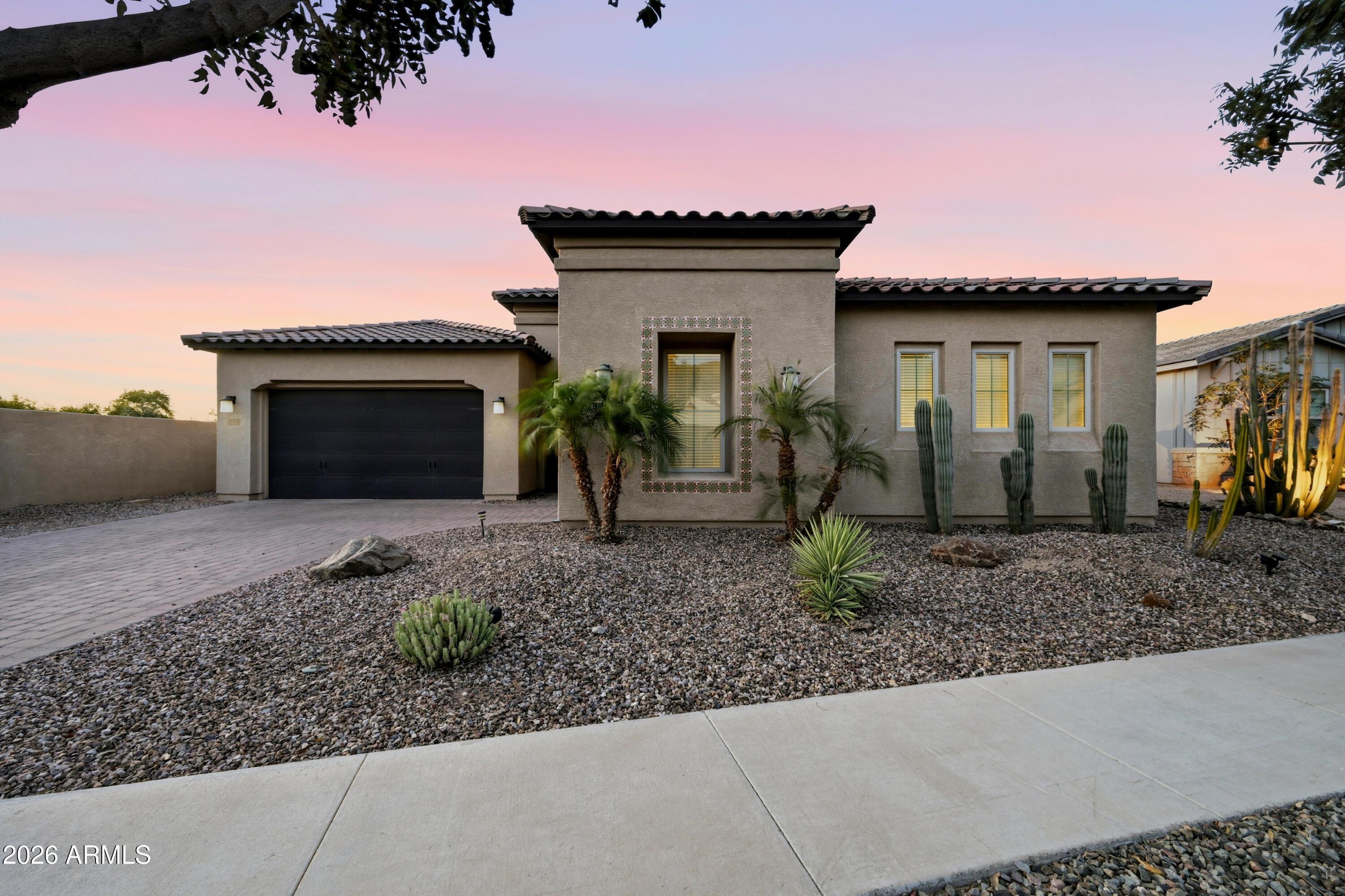 E Desert Ln, Phoenix, AZ 85042