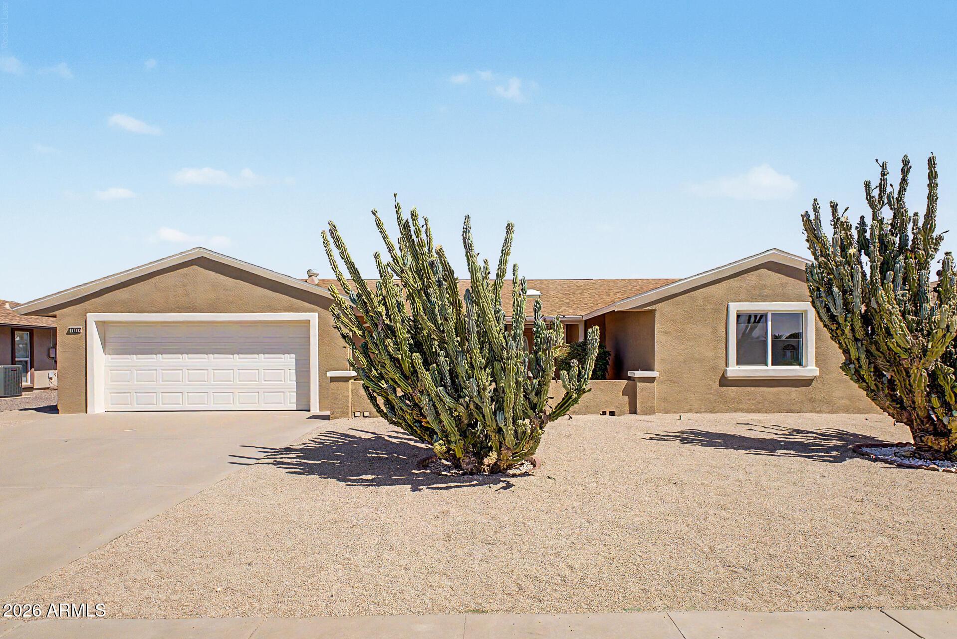 W Oak Ridge Dr, Sun City, AZ 85351