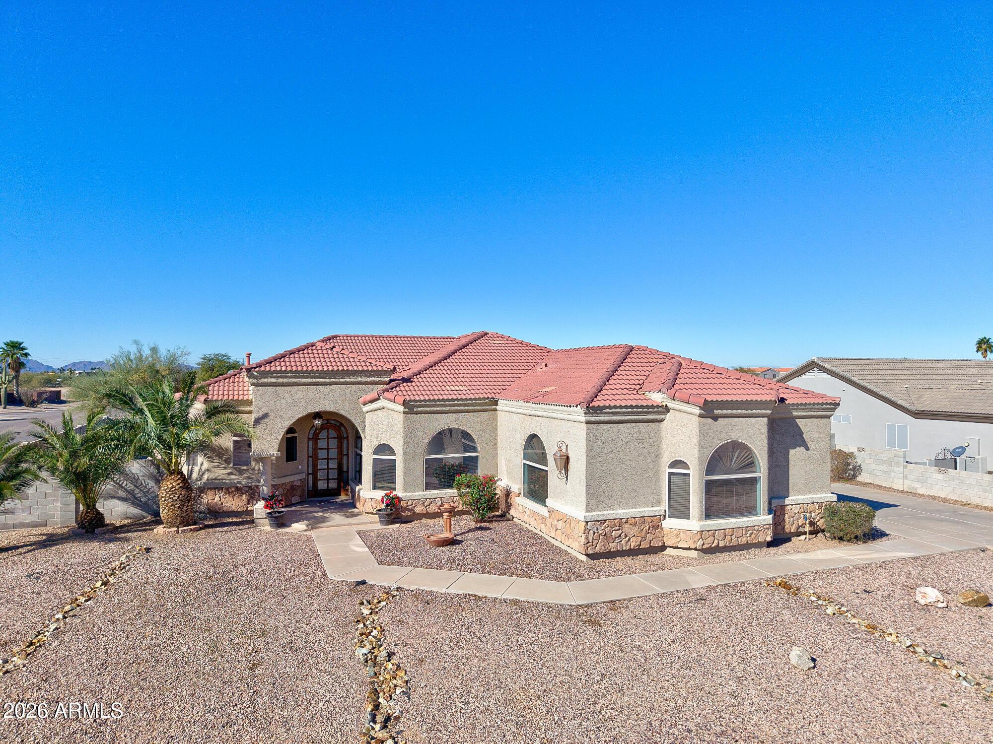 S Kline Pl, Arizona City, AZ 85123