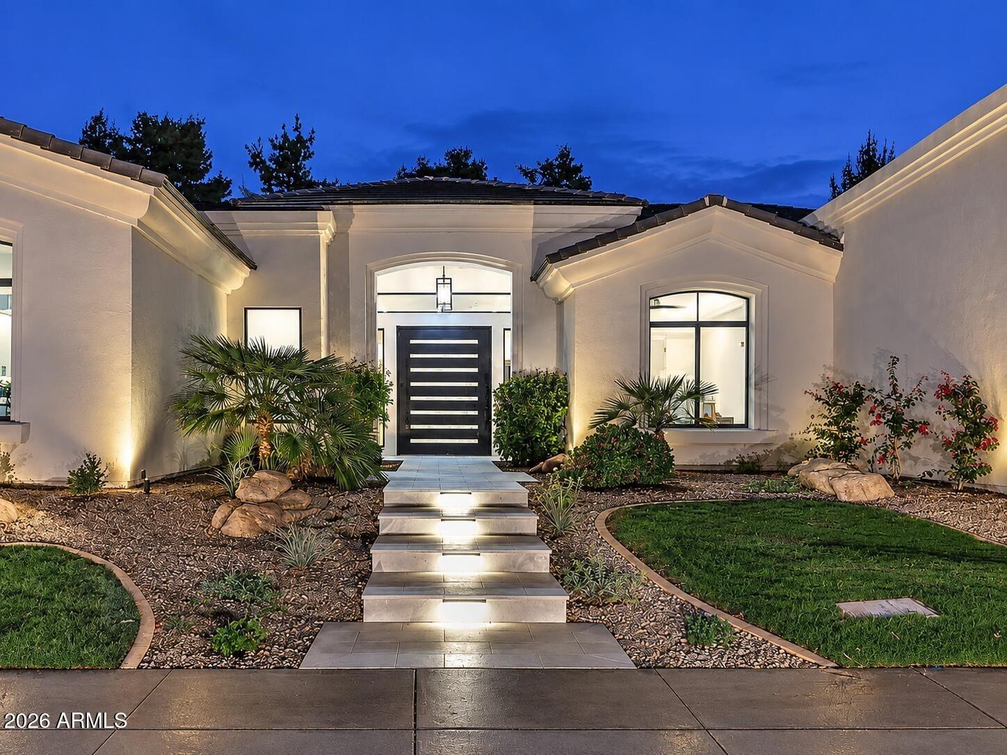 E Kalil Dr, Scottsdale, AZ 85260