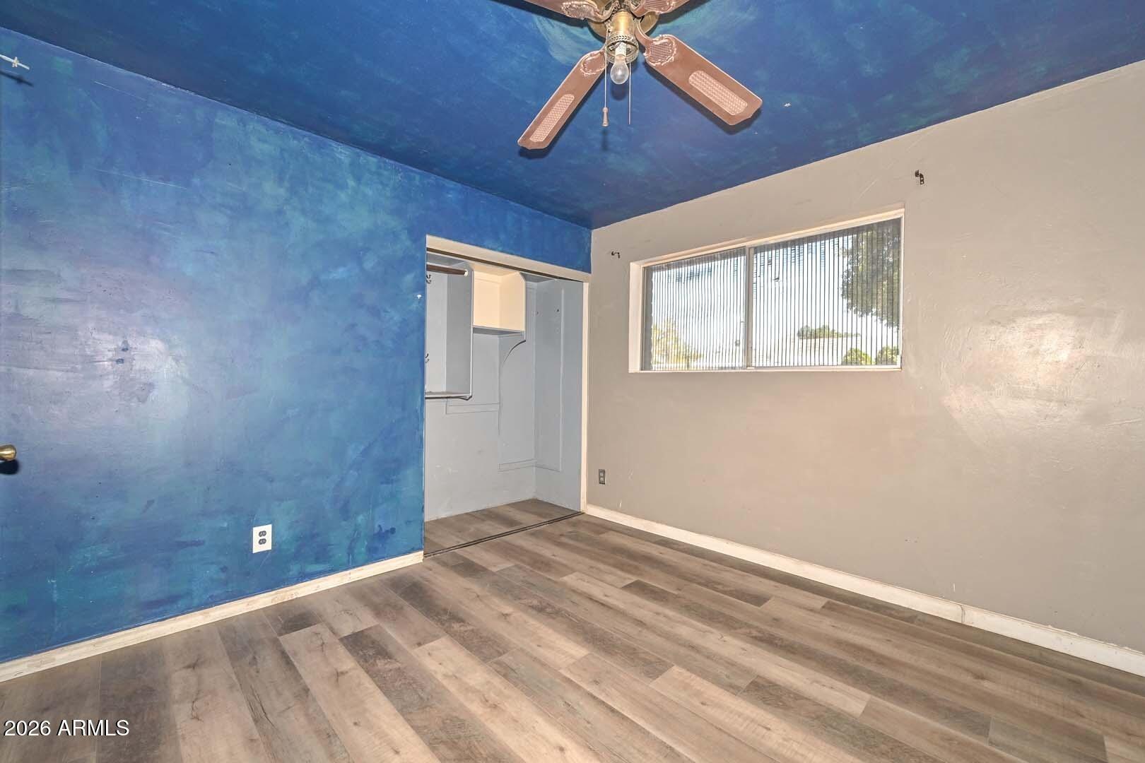 N 49th Ave, Glendale, AZ 85304