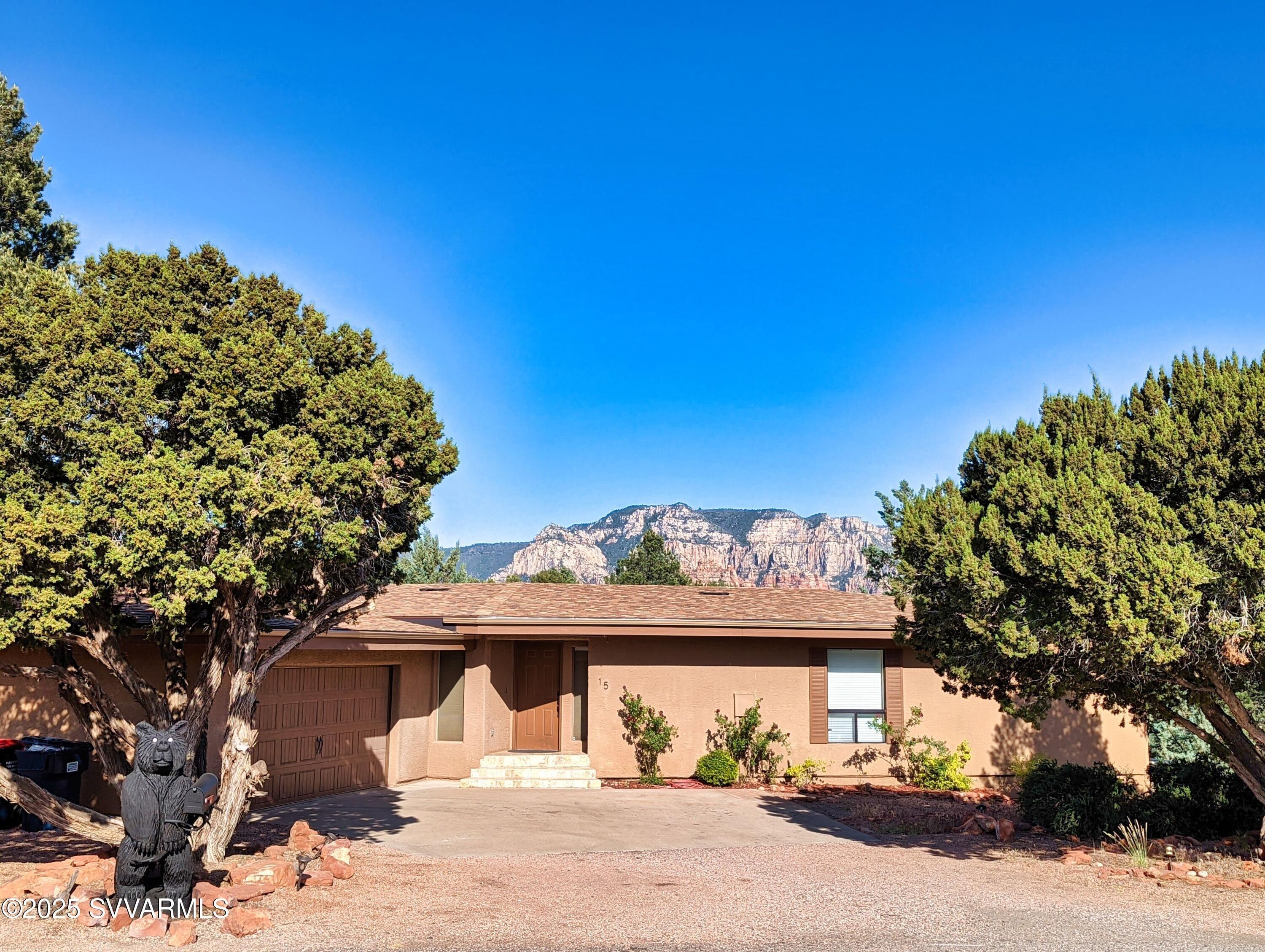 Mission Cir, Sedona, AZ 86336