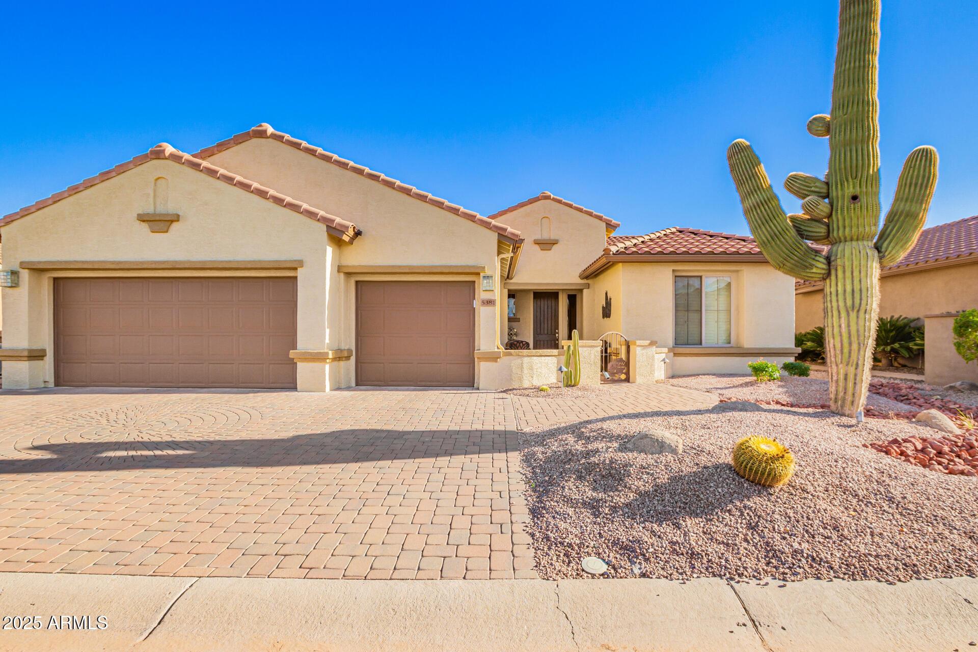 N Pioneer Dr, Eloy, AZ 85131