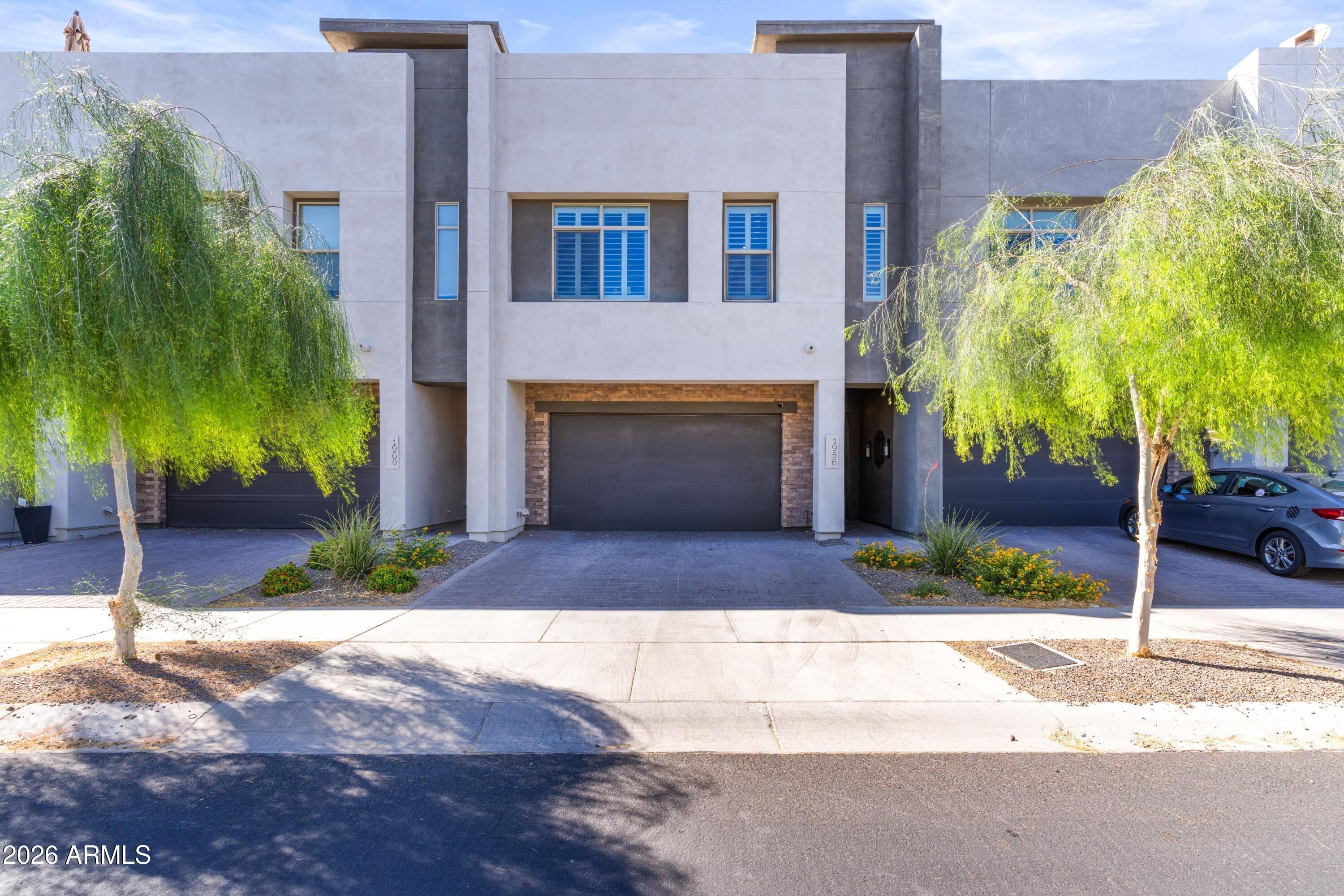 W Kinfield Trl, Phoenix, AZ 85085
