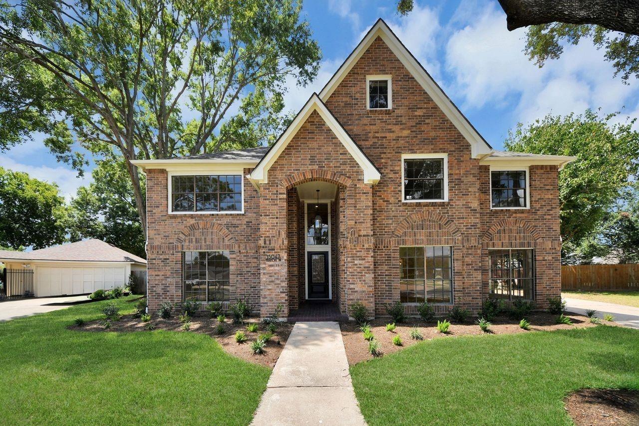 Tramore Dr, Houston, TX 77083