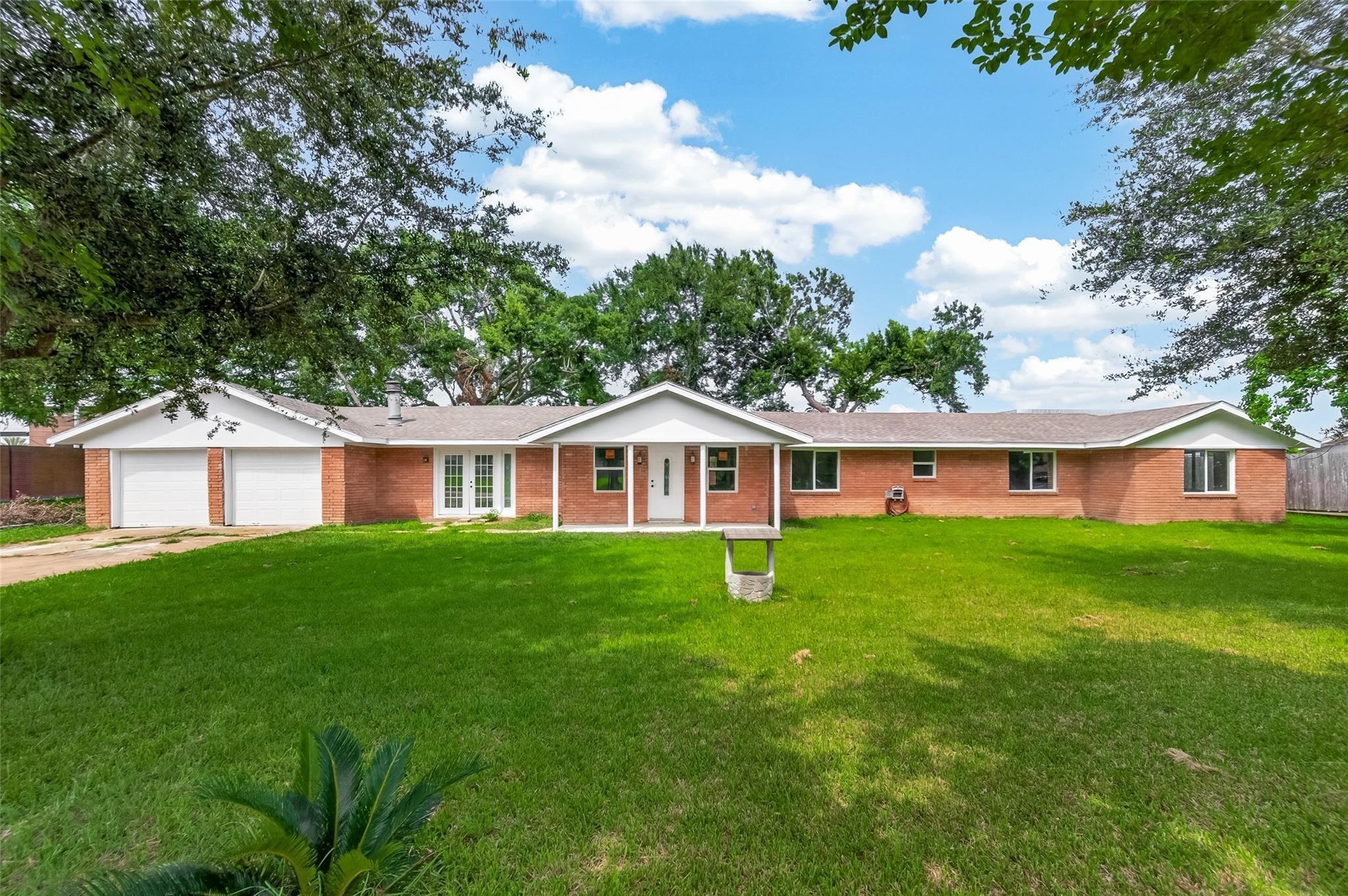 Kings Lynn St, Houston, TX 77058