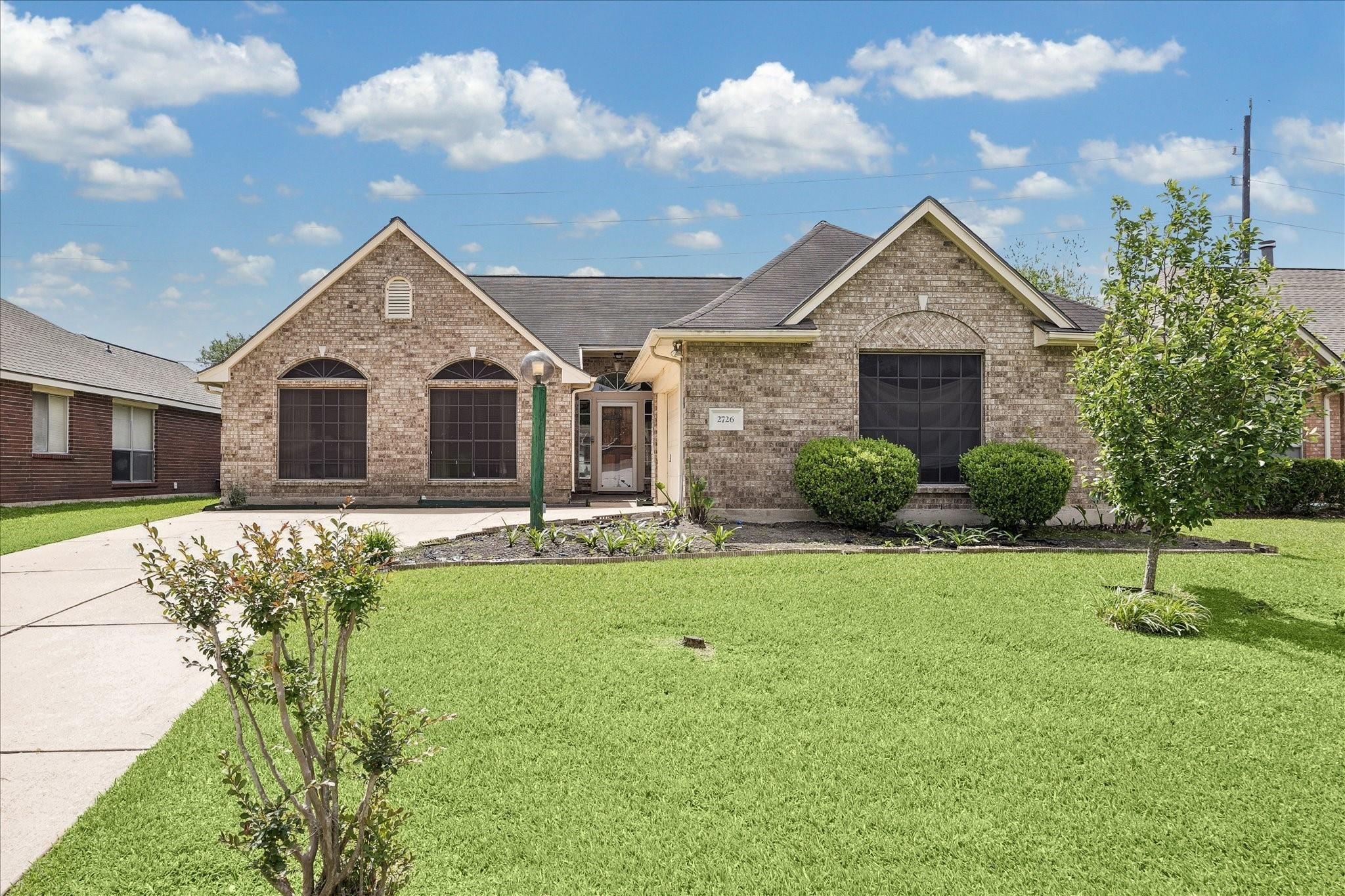 N Larkspur Cir, Pearland, TX 77584