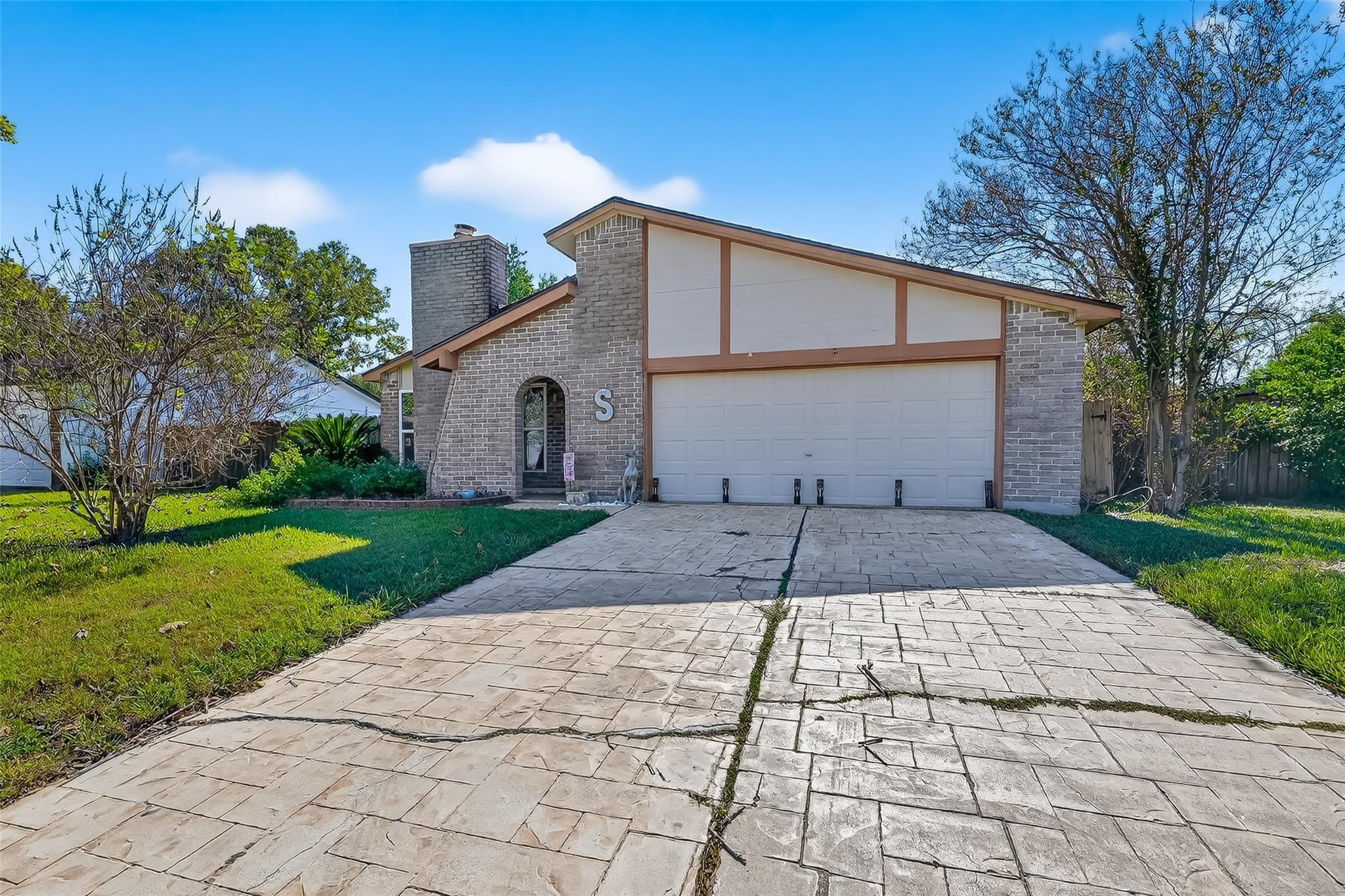 Leedstown Ln, Katy, TX 77449