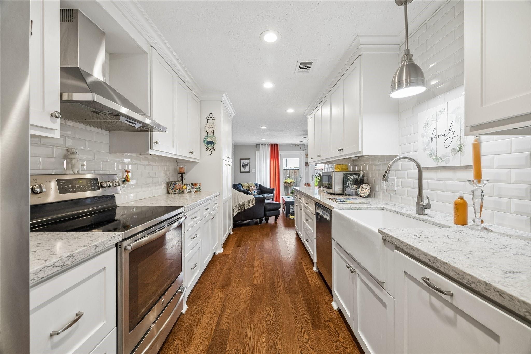 N Post Oak Ln, Houston, TX 77024