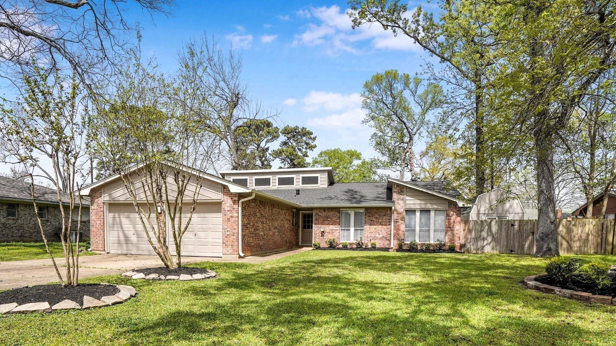 Fall Creek Dr, Huffman, TX 77336