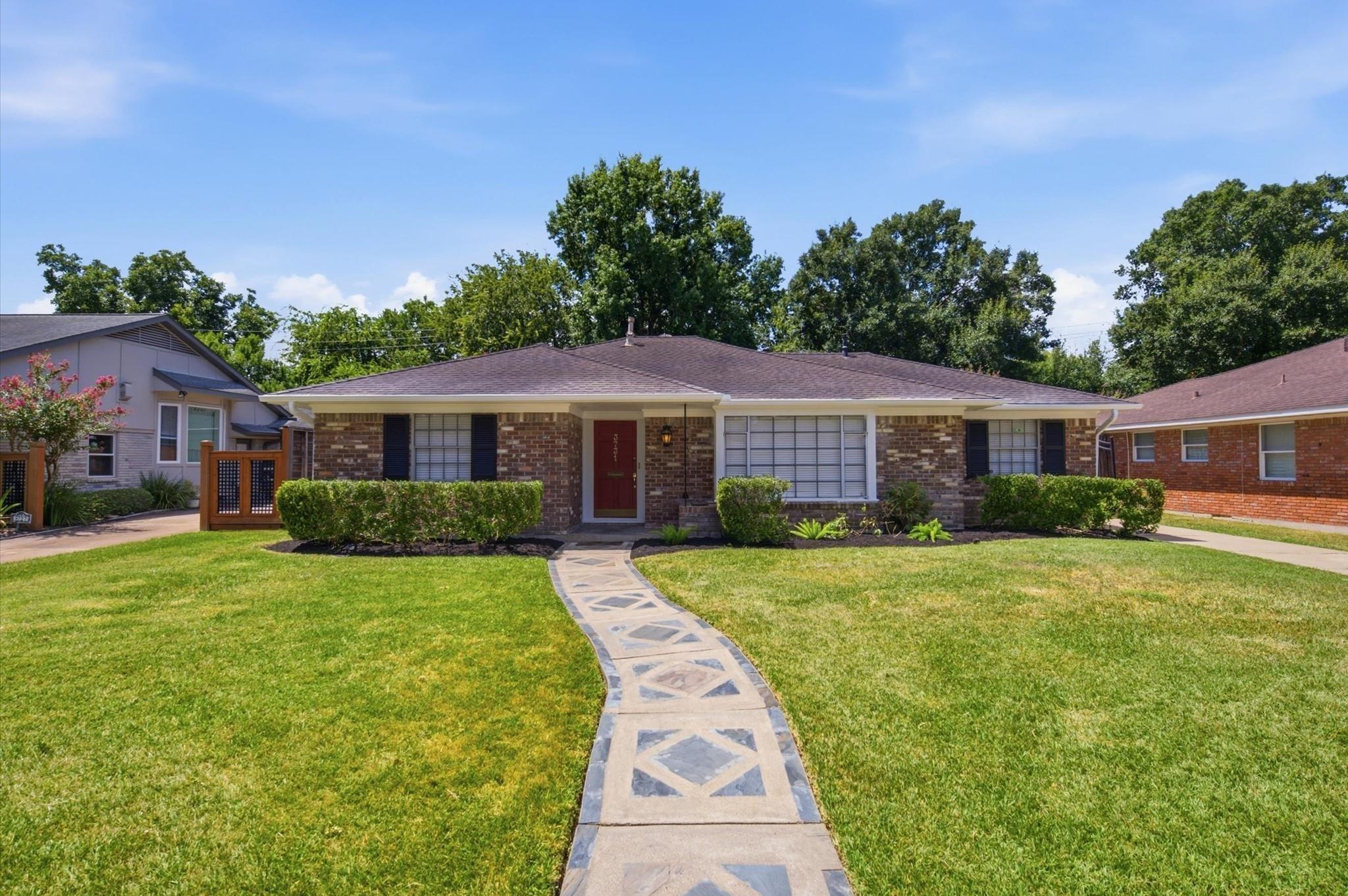 Latma Dr, Houston, TX 77025