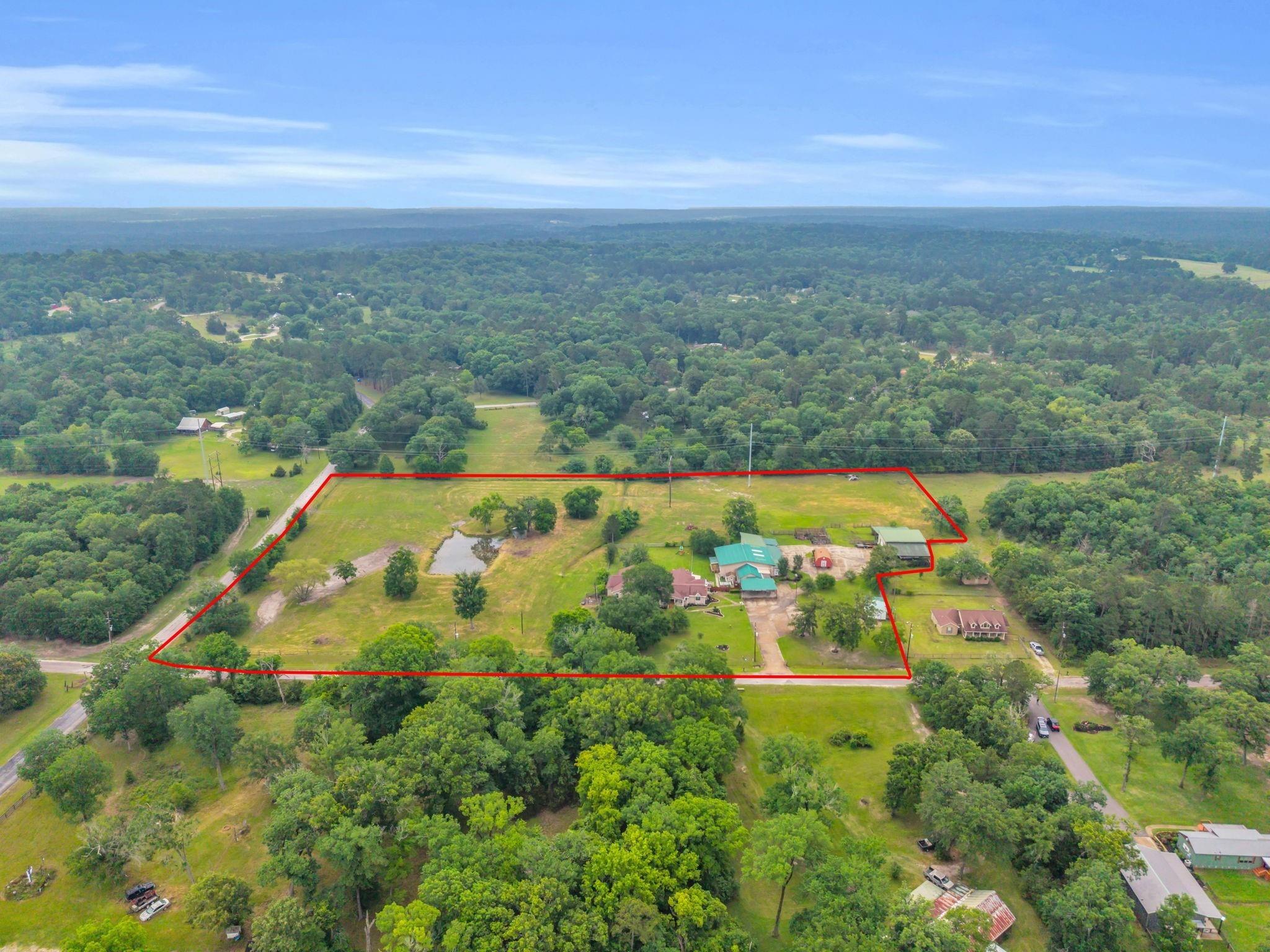 Roundabout Ln, Huntsville, TX 77320