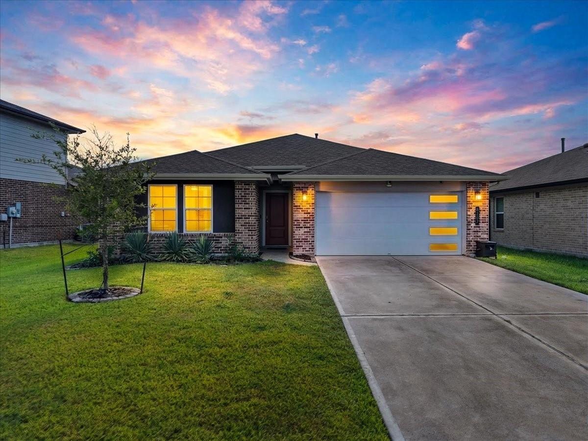 Sugar Cane Ln, Rosharon, TX 77583