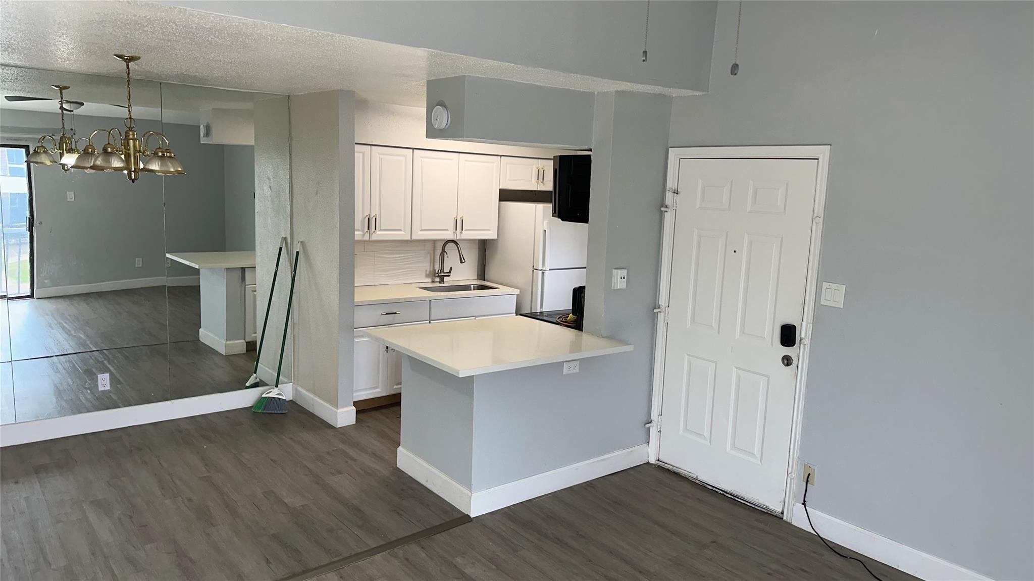 Deering Dr, Houston, TX 77036