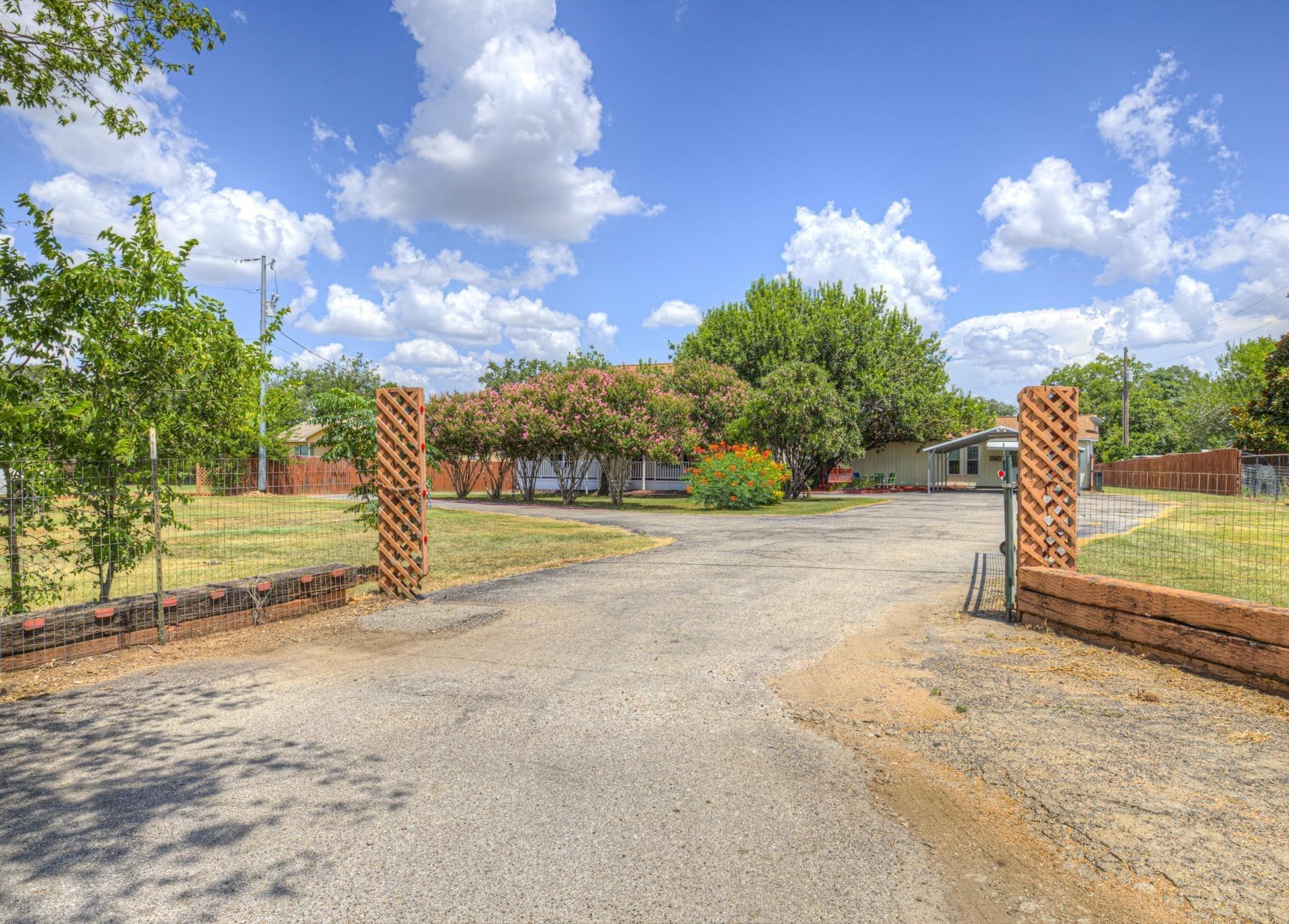 E Zipp Rd, New Braunfels, TX 78130