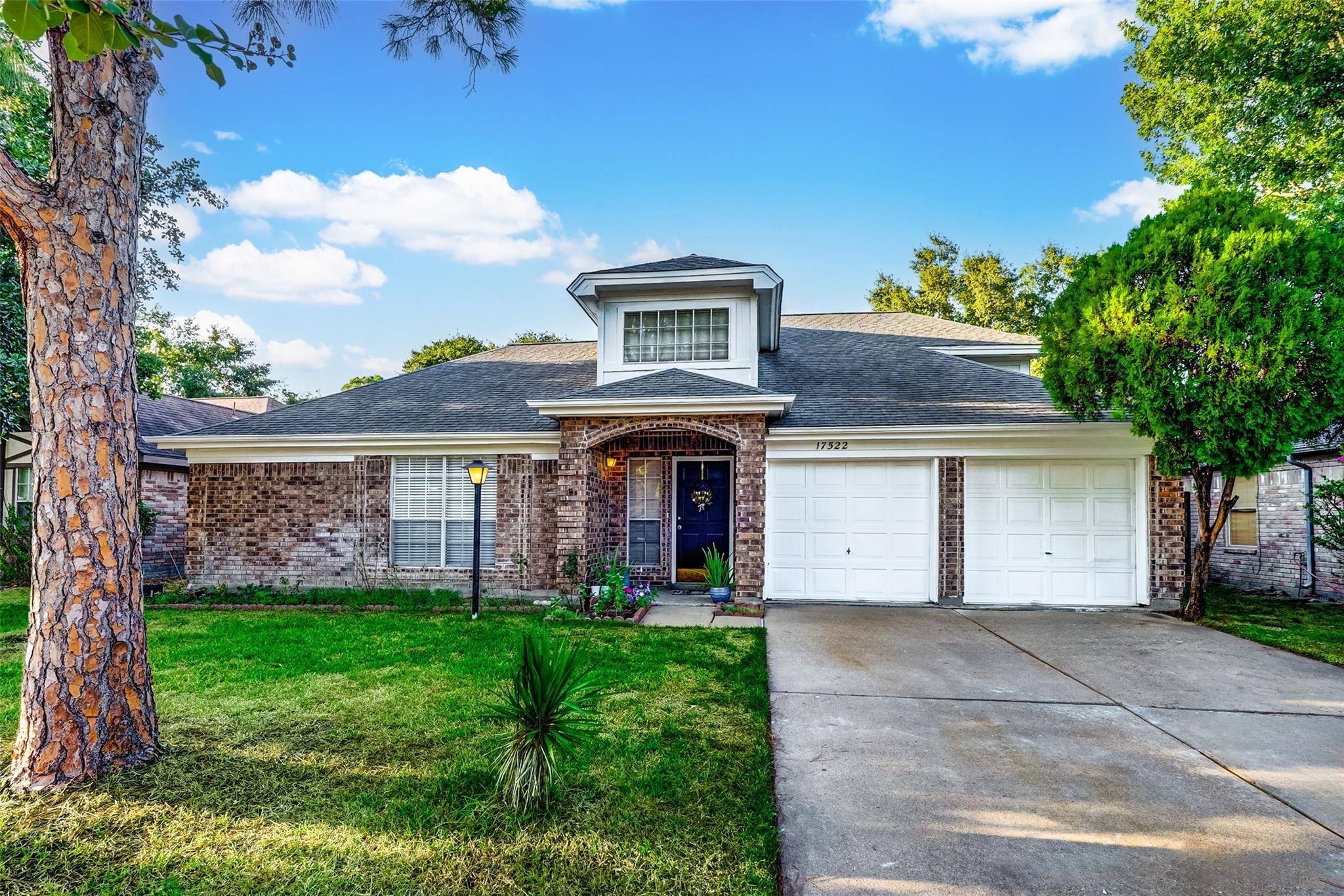 Masonridge Dr, Houston, TX 77095
