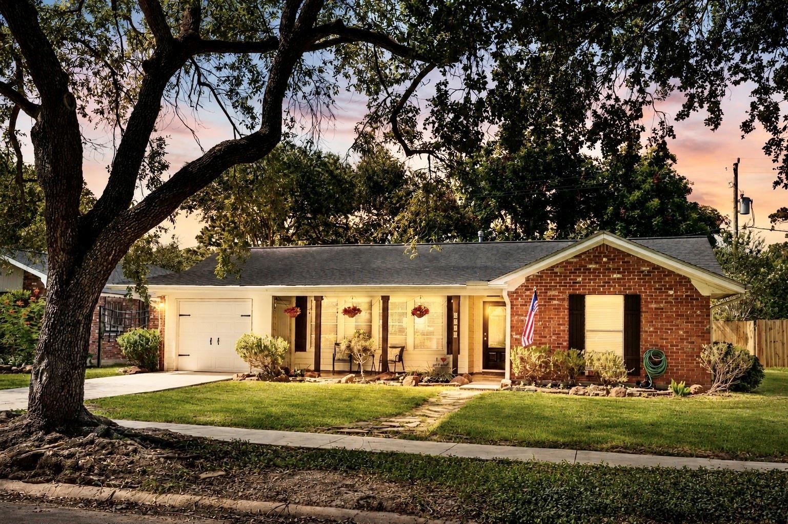 Stillbrooke Dr, Houston, TX 77096