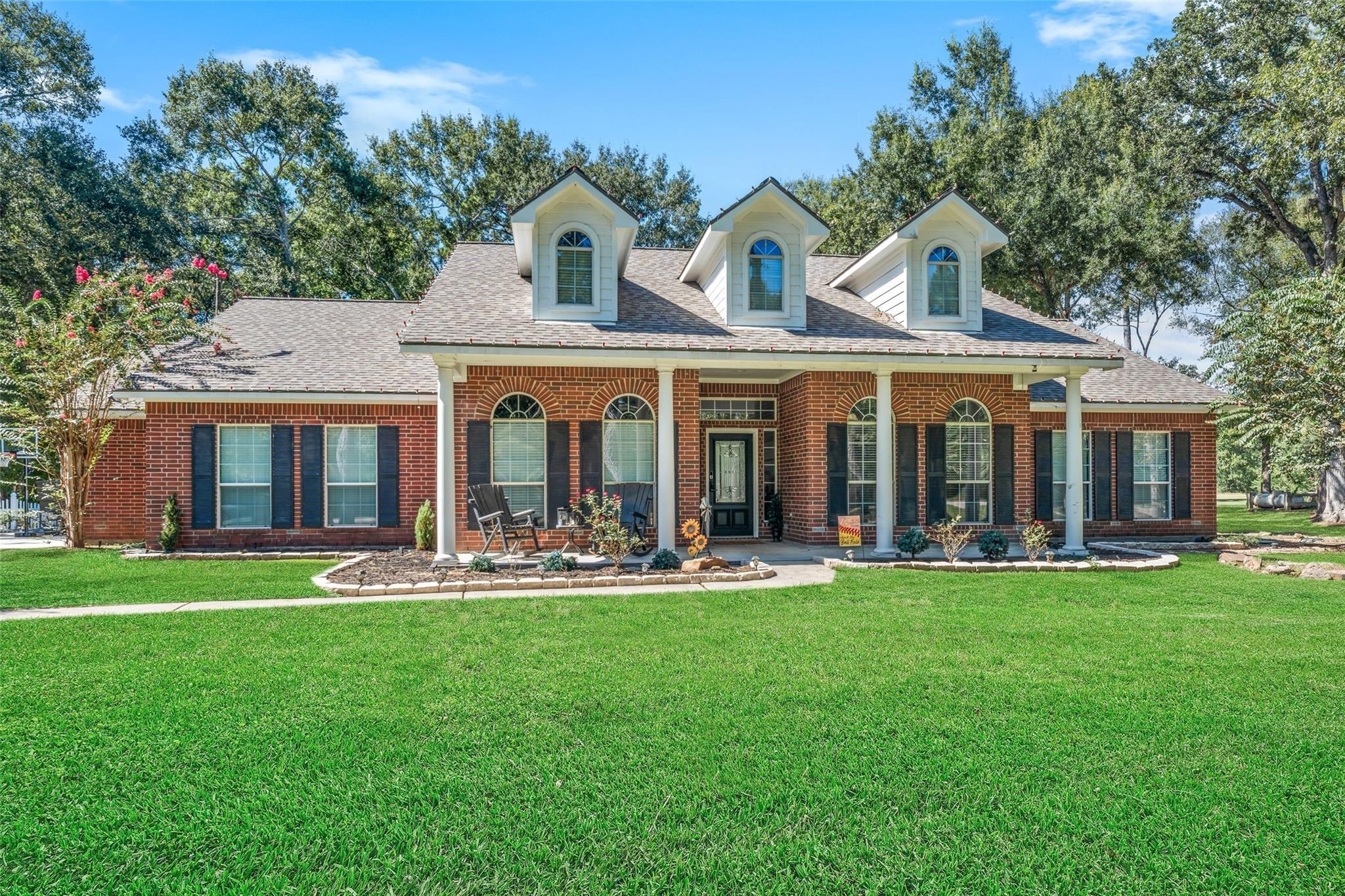 Winding River Trl, Huffman, TX 77336