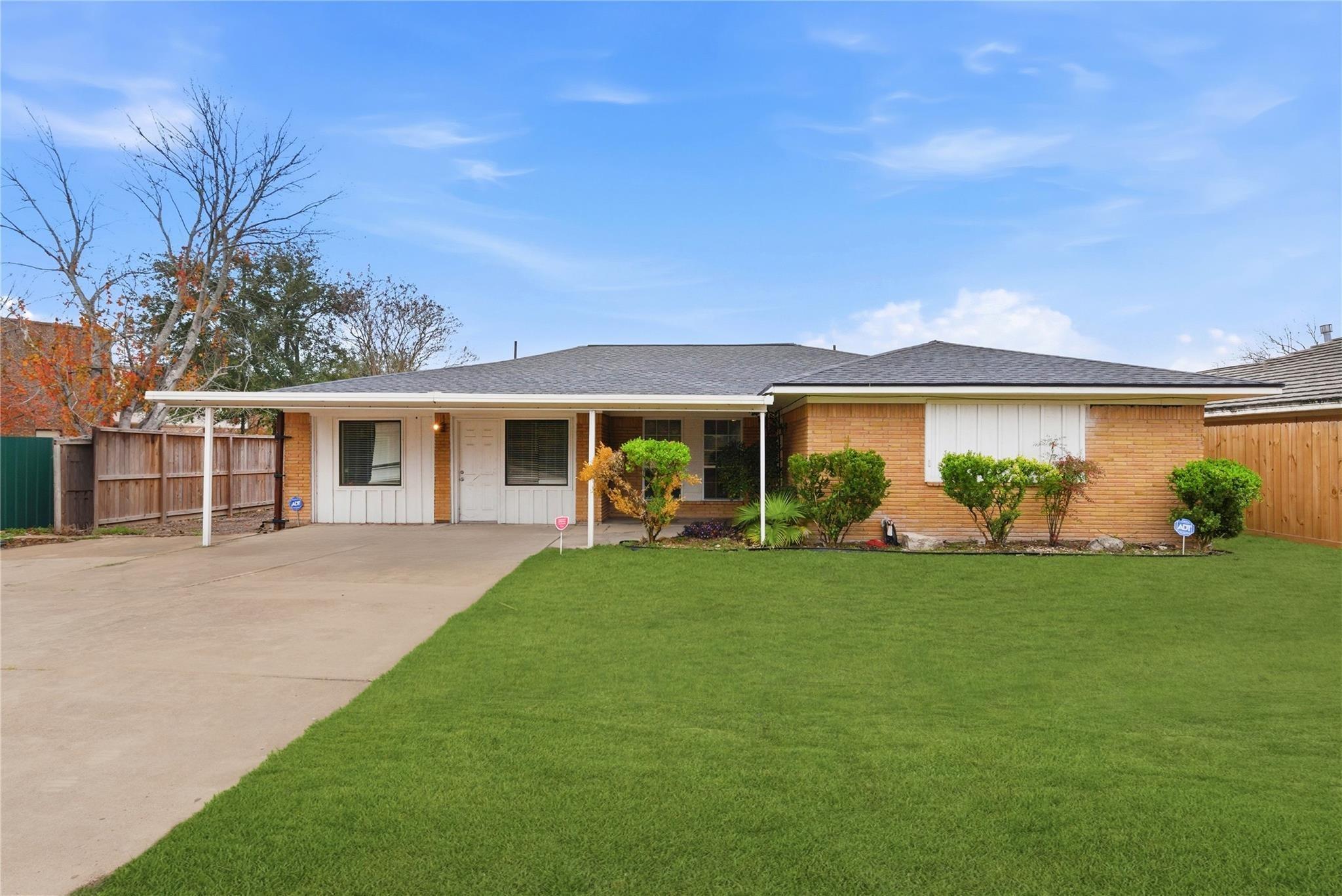 Present St, Missouri City, TX 77489