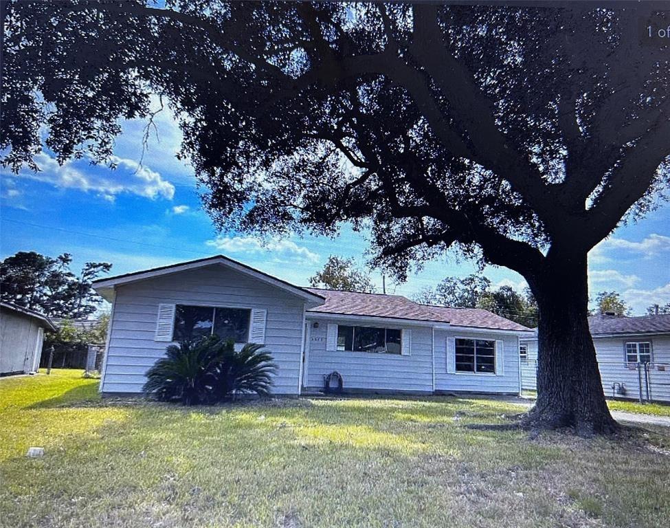 Edgemont Dr, Orange, TX 77630