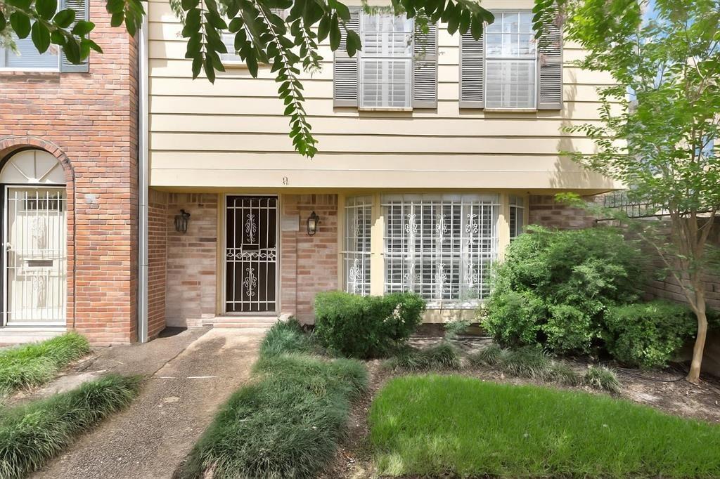 Briar Rose Dr, Houston, TX 77057