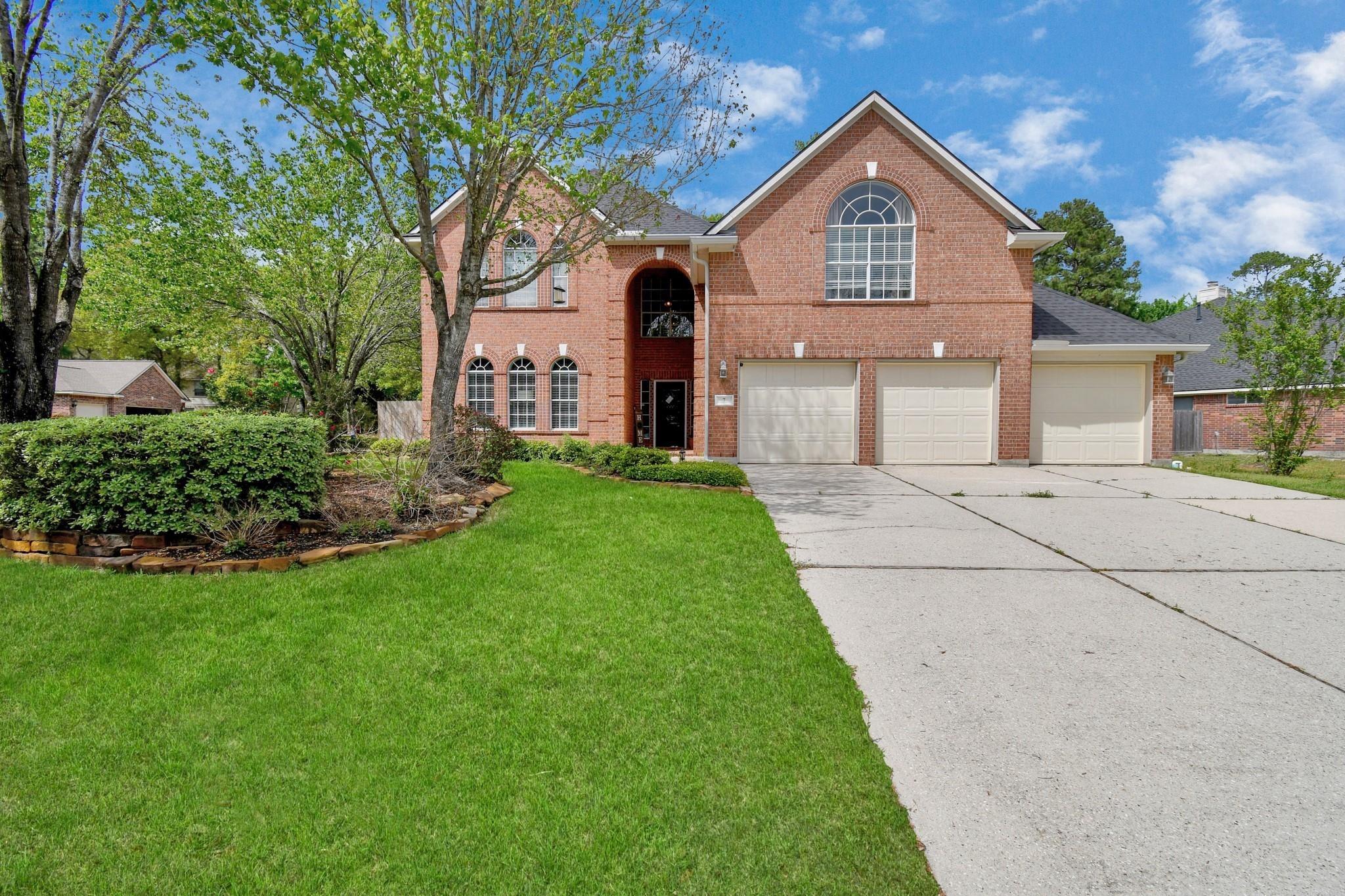 New Dawn Pl, Conroe, TX 77385