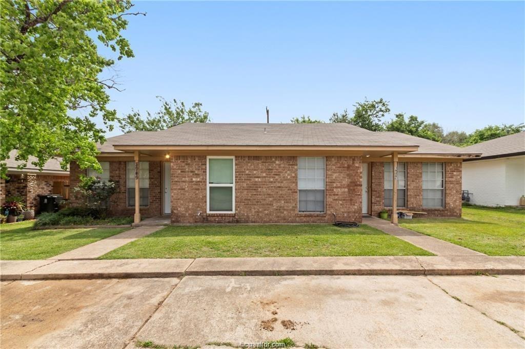 Olive St, Bryan, TX 77801