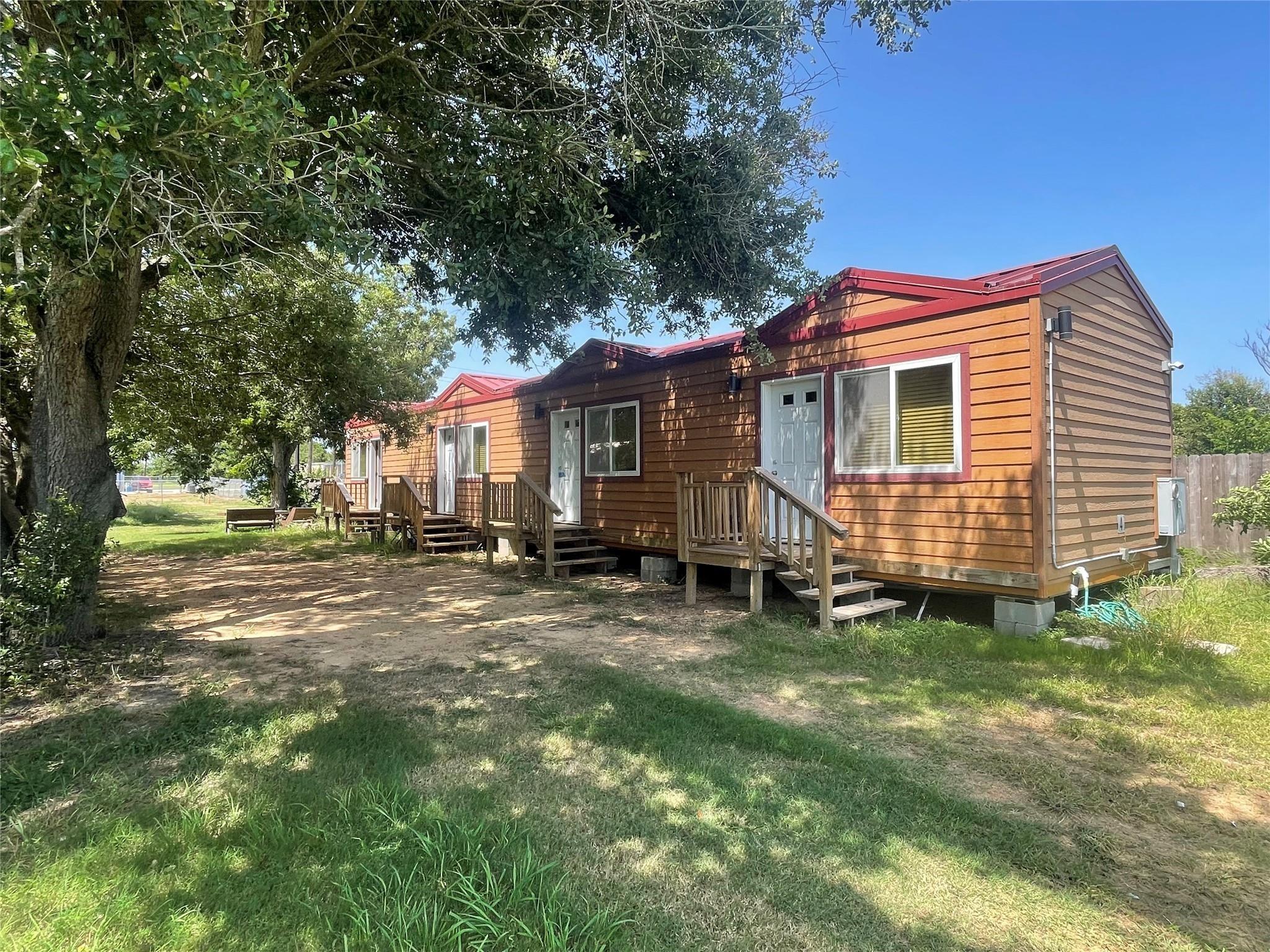 Rorem Ave, Palacios, TX 77465