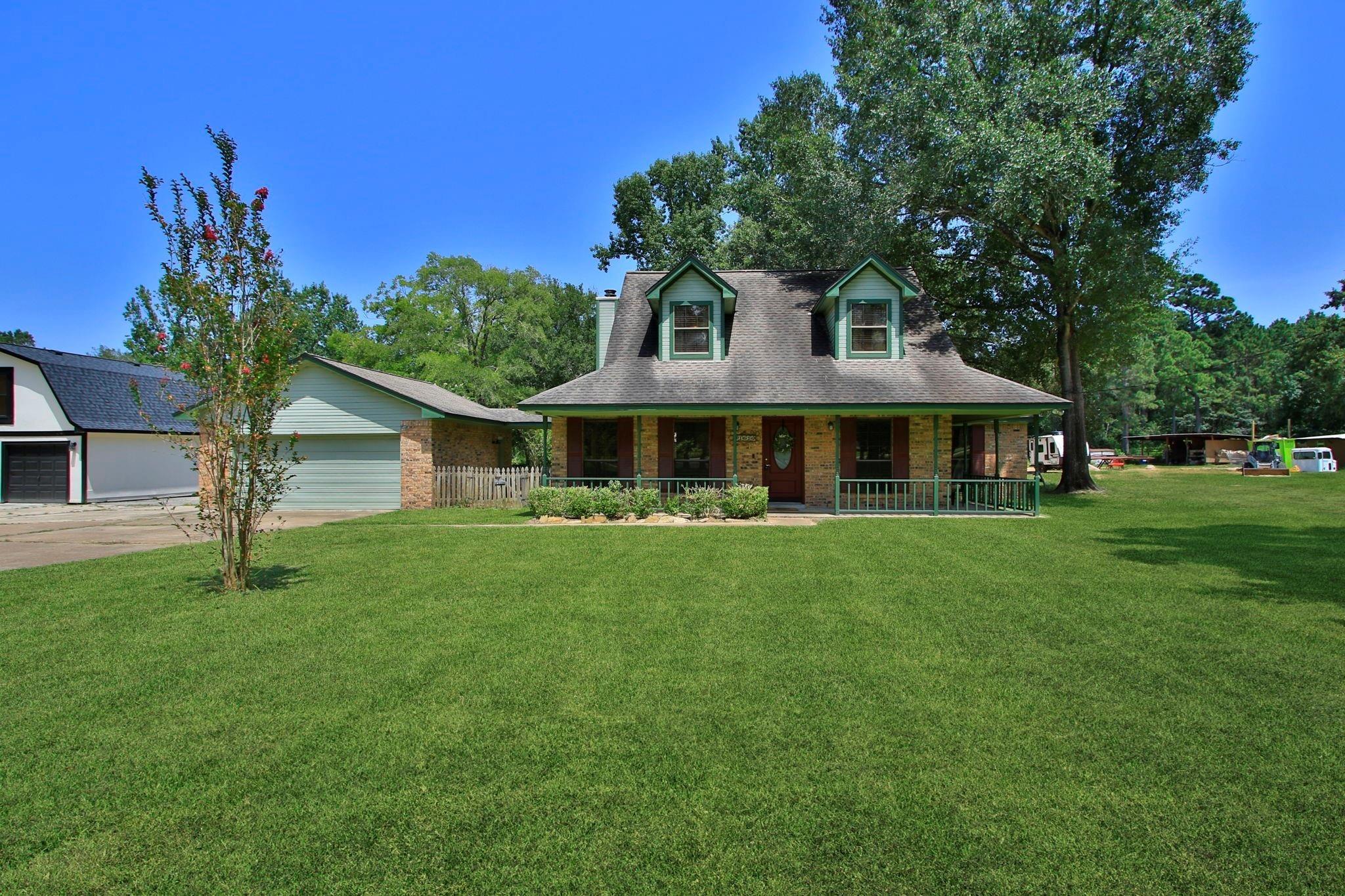Debbi Ln, Magnolia, TX 77355