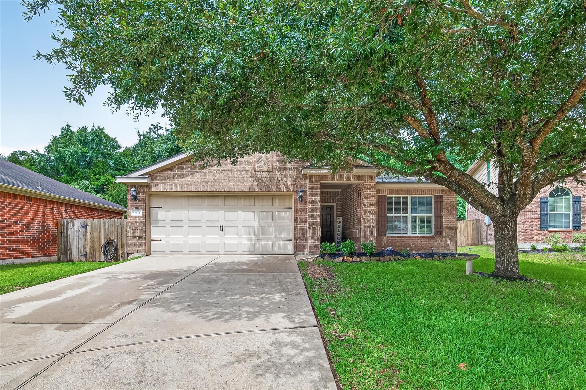 Estelle Ln, Pinehurst, TX 77362